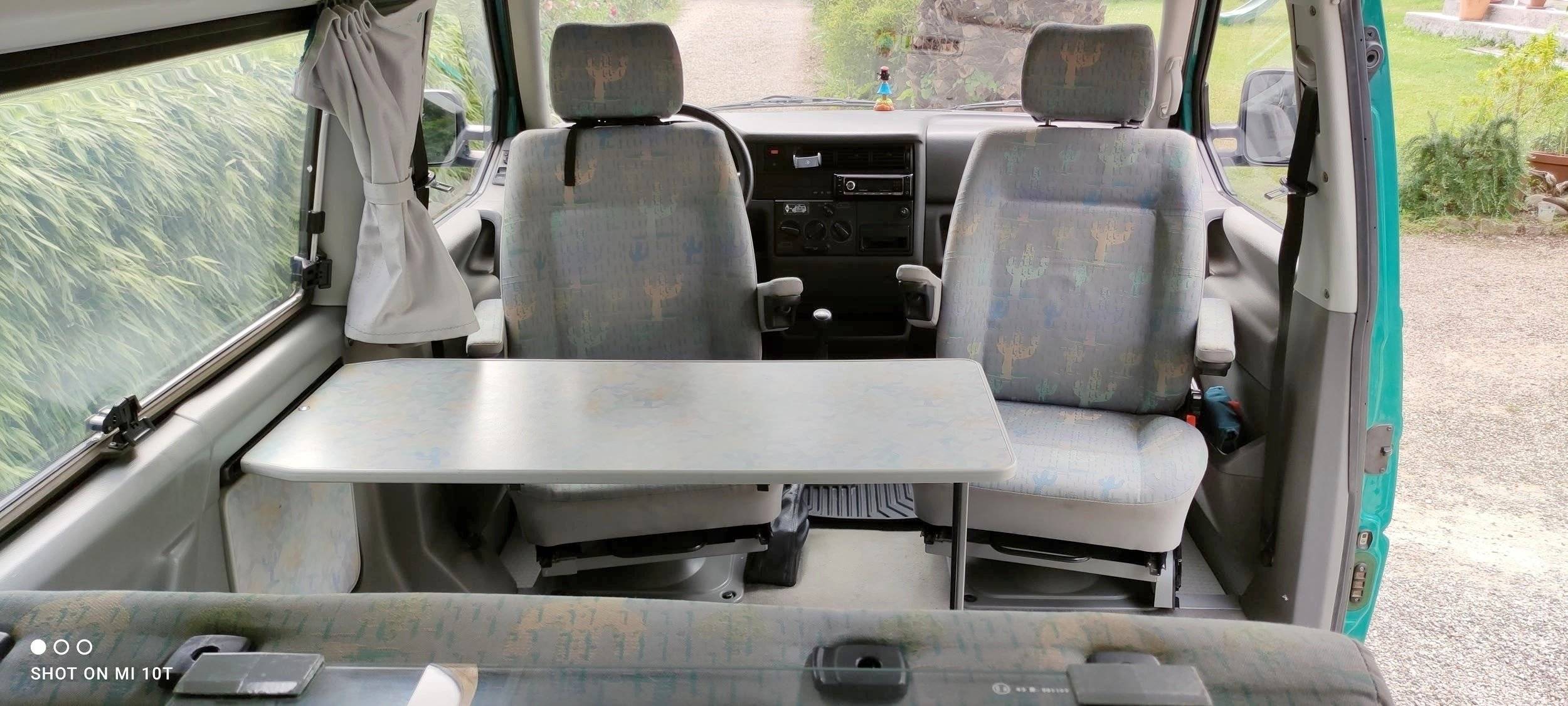 Dinette Volkswagen T4 California - Yescapa