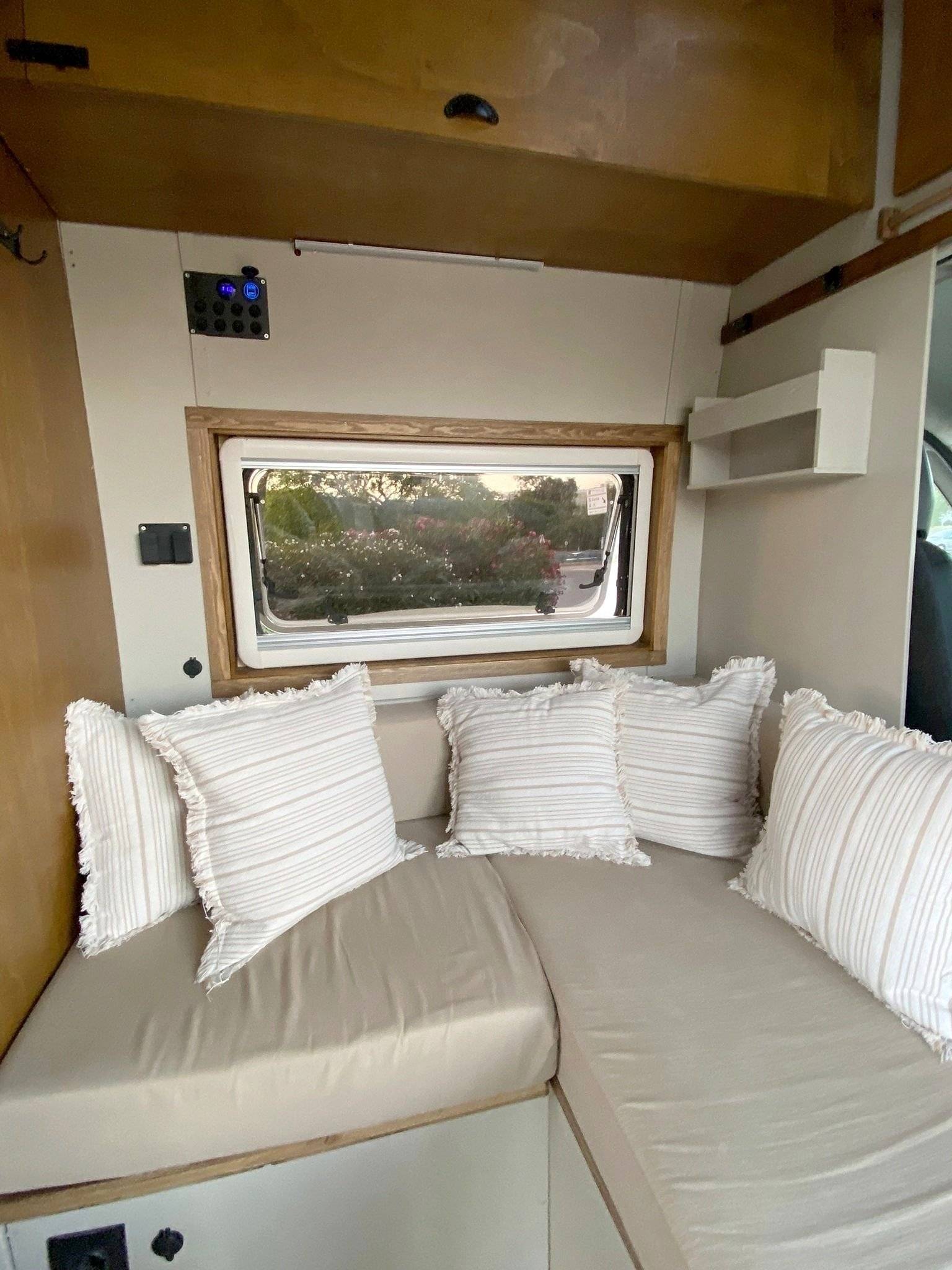 P.L.A Citroën jumper