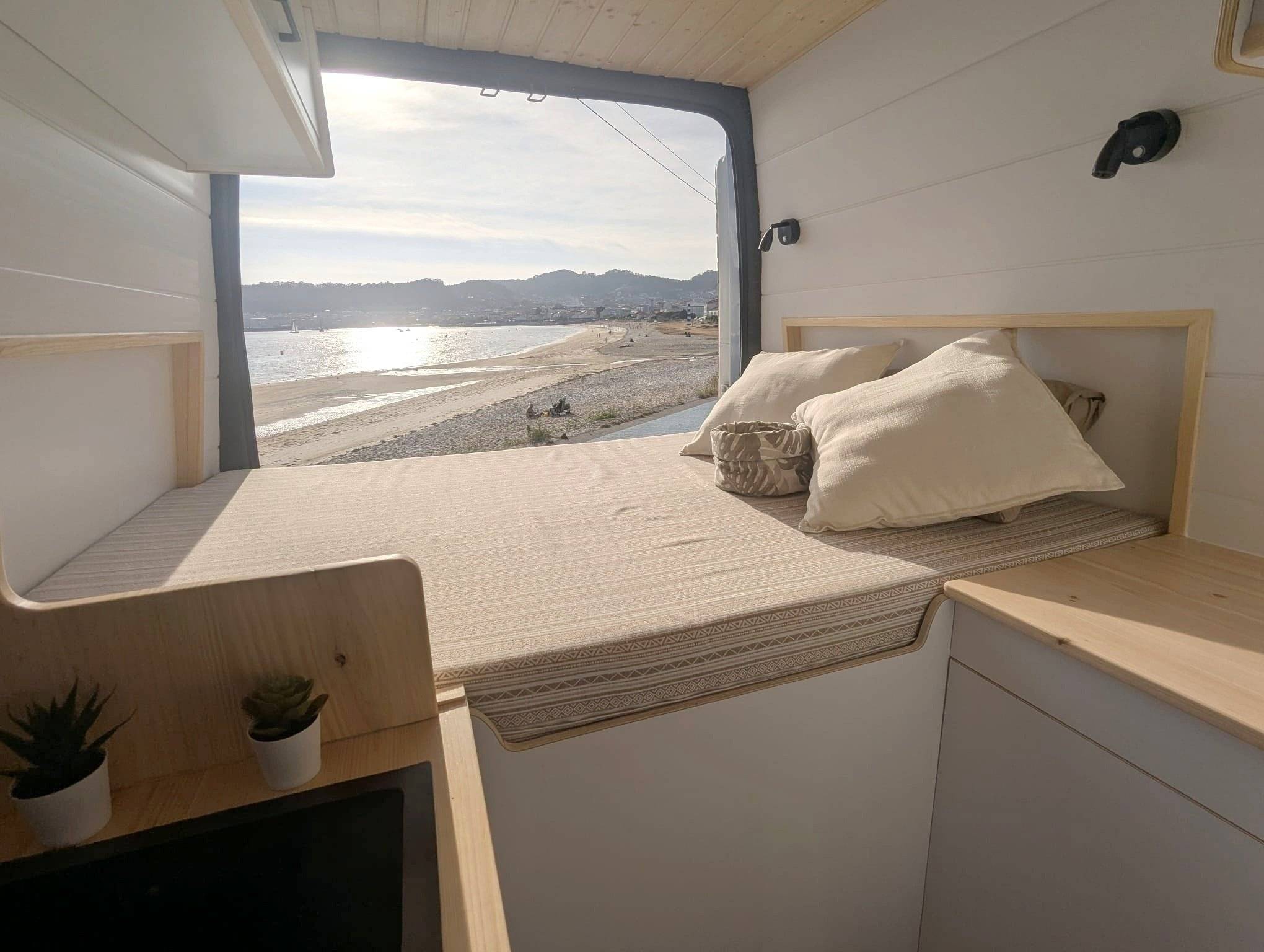 Letti Ford Transit 2,0 l 130 ch - Yescapa