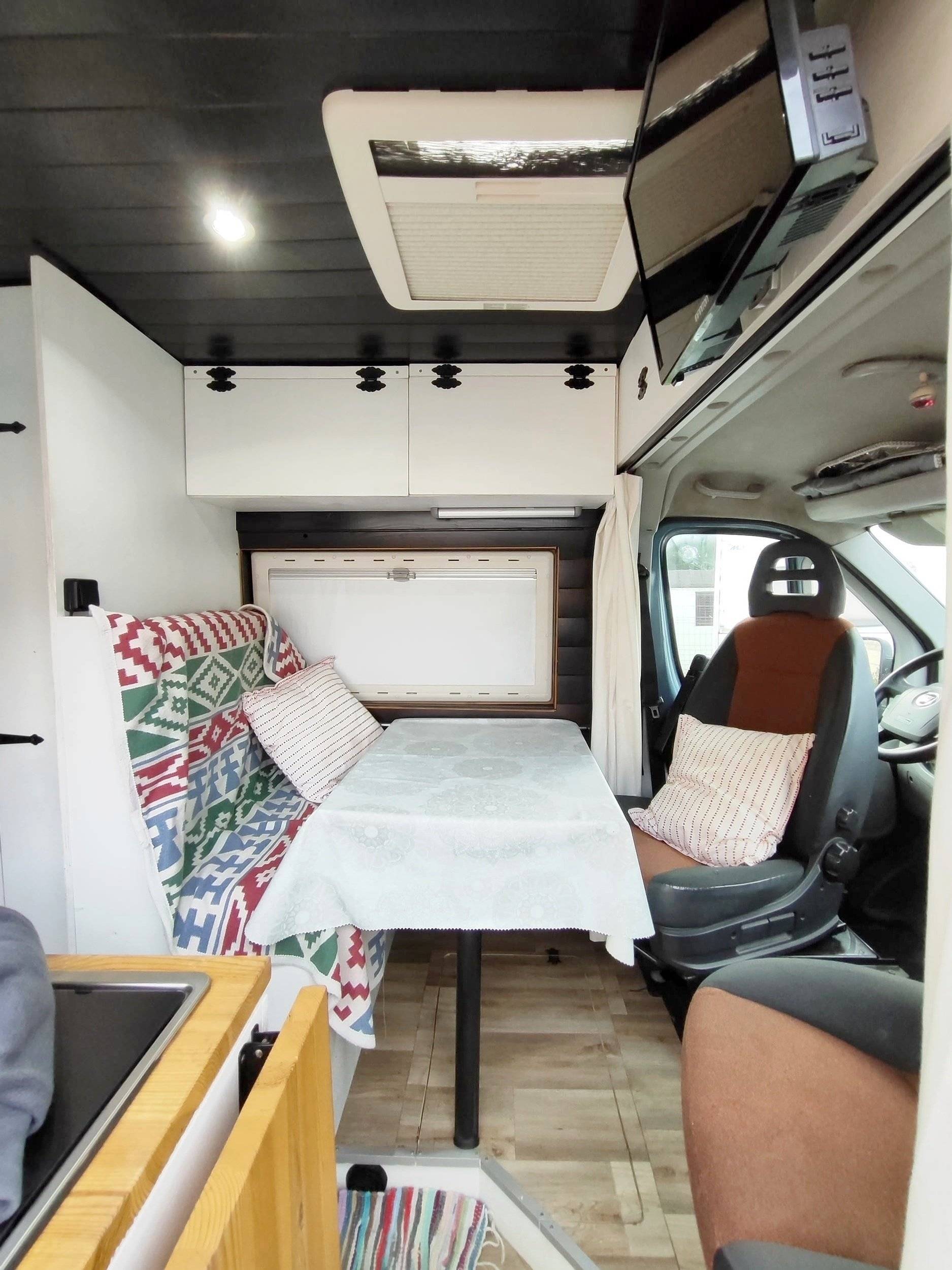 Coin repas Fiat Ducato 2,3 l Multijet 120 ch. - Yescapa