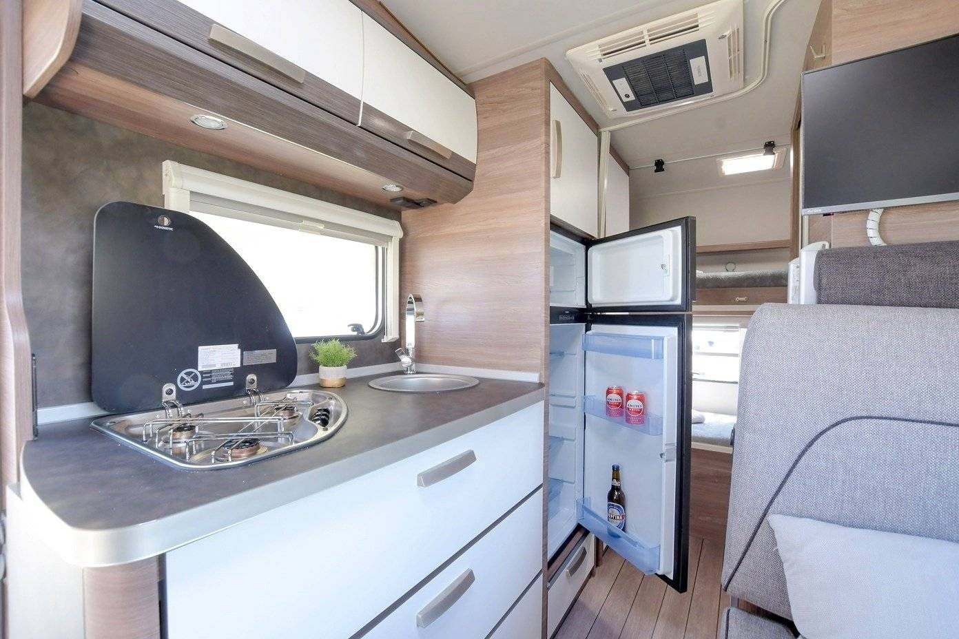 Knaus Live Traveler 