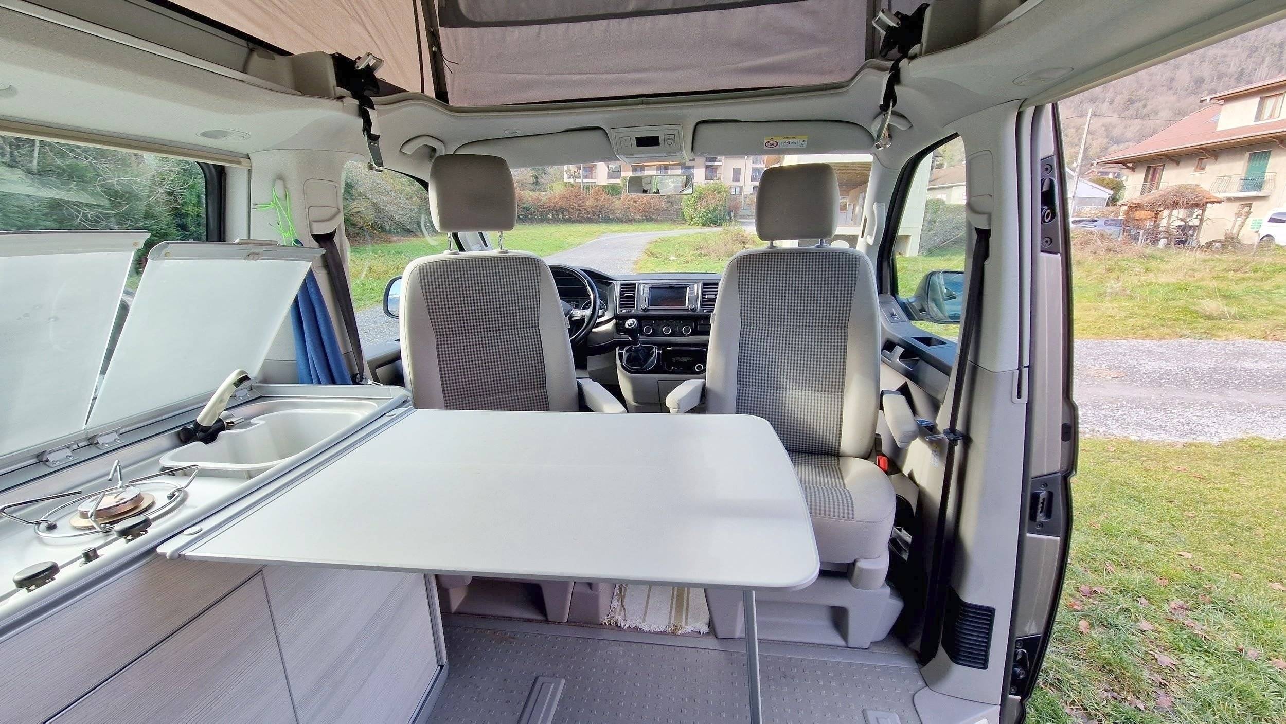 Volkswagen California Coast