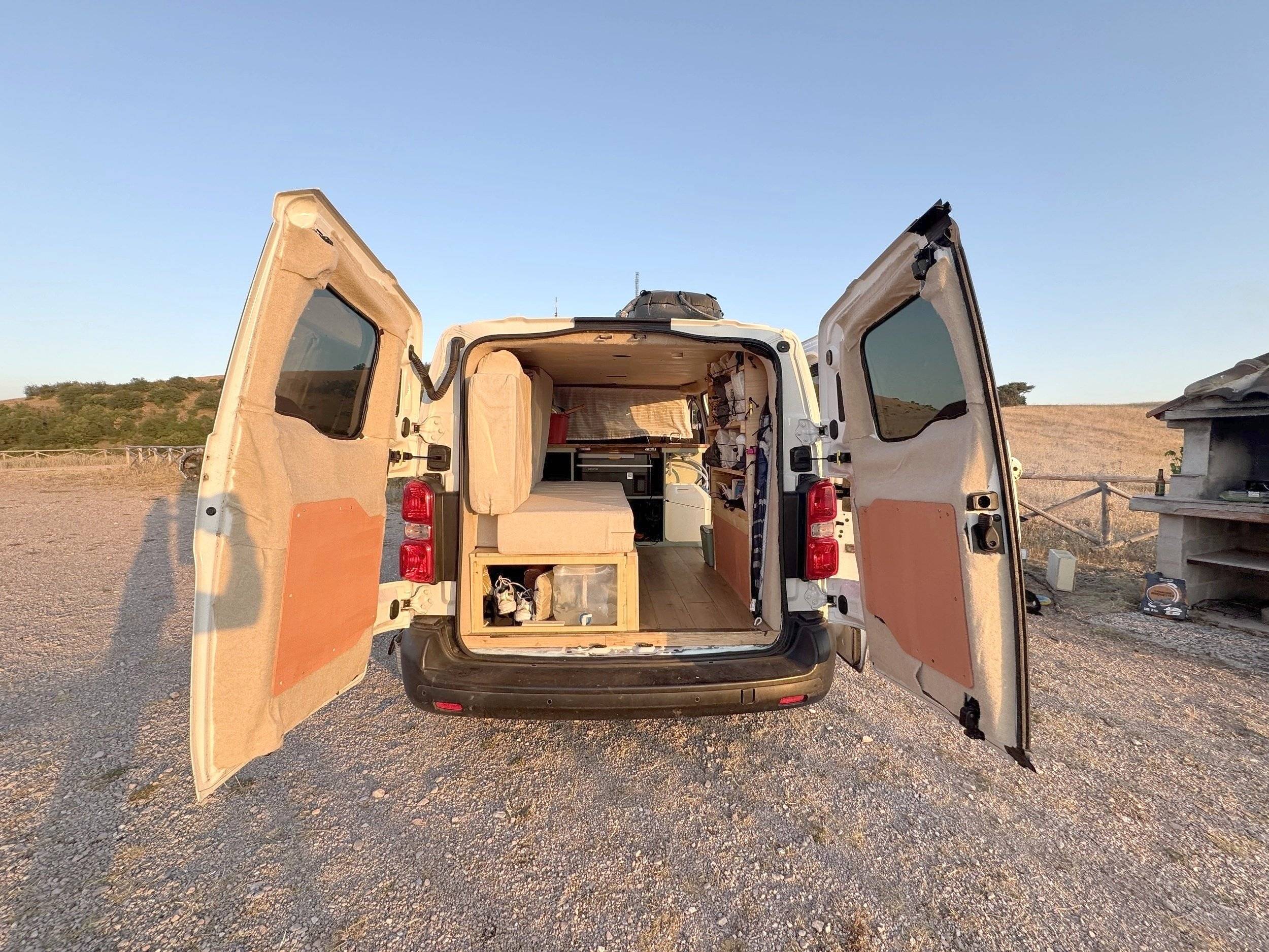 Comedor Peugeot Expert - Yescapa