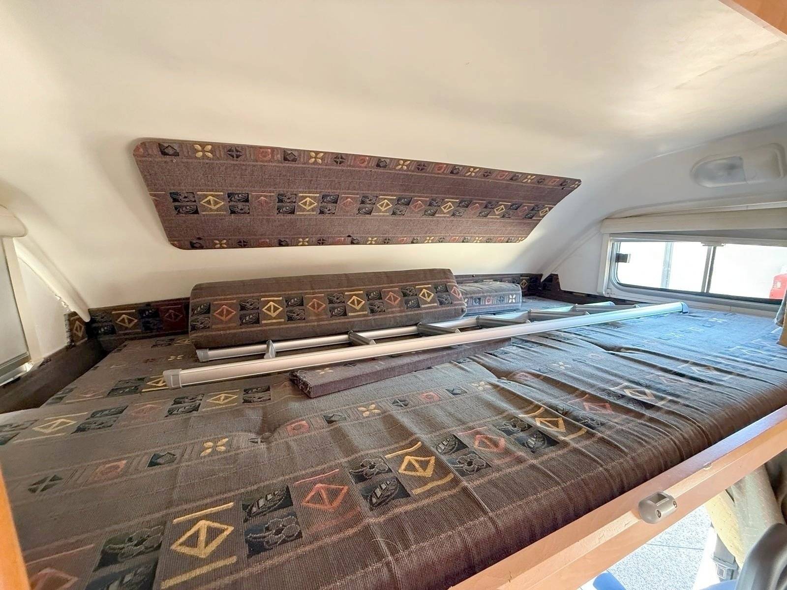 Couchages Fiat FIAT Ducato 2.8 JTD - Yescapa