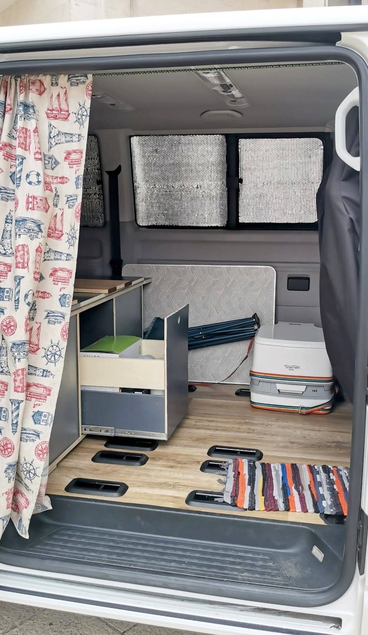 Volkswagen Caravelle T6.1