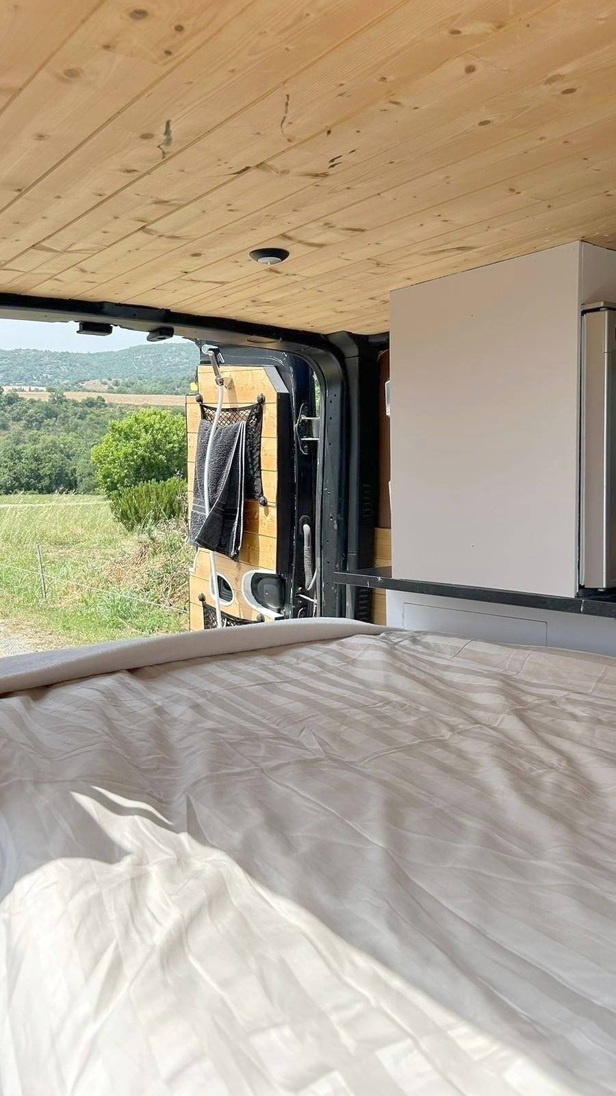 3 C Cartier/Brisebras RENAULT TRAFIC III 1.6 ENERGY DCI 145 TWIN TURBO EU6 L1H1 2.7T