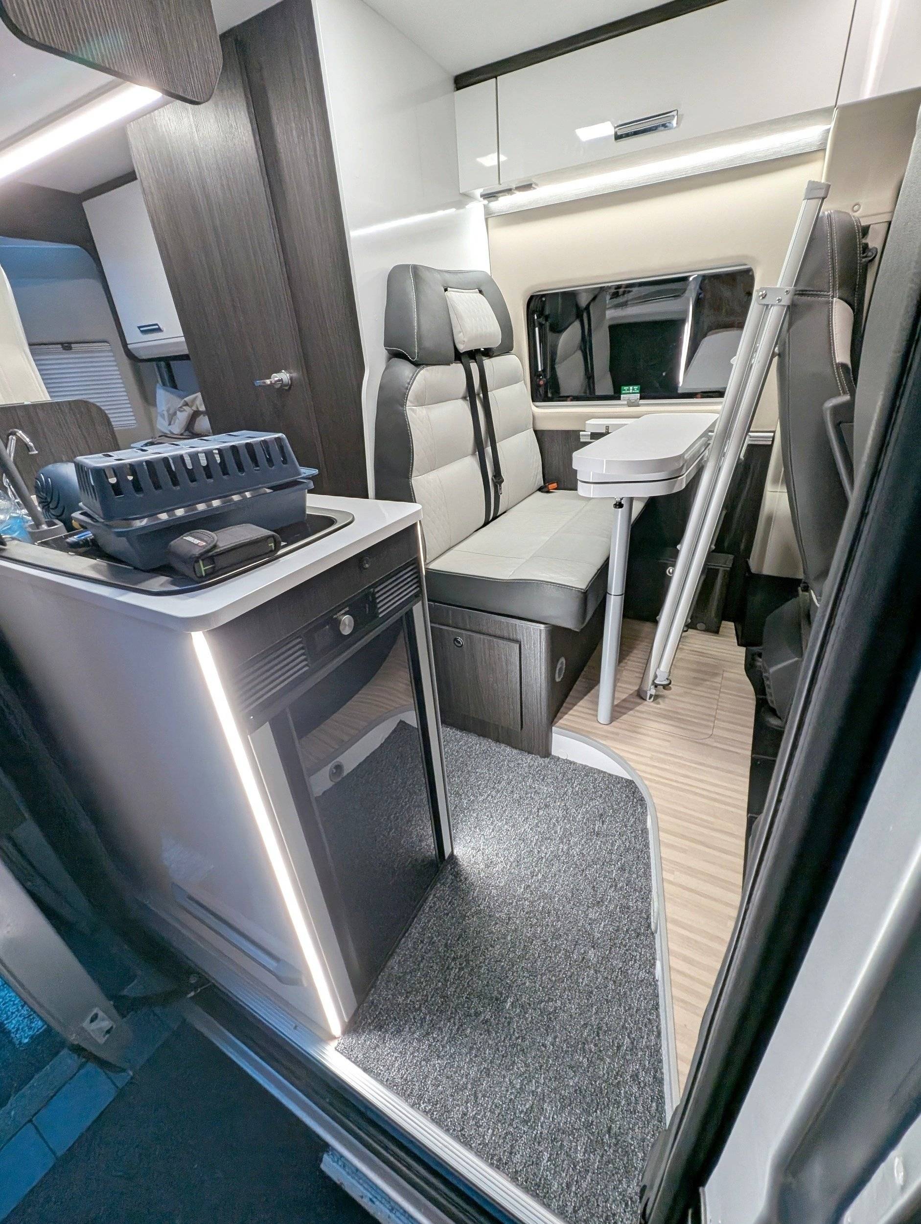 Benimar Benivan 100 pop up