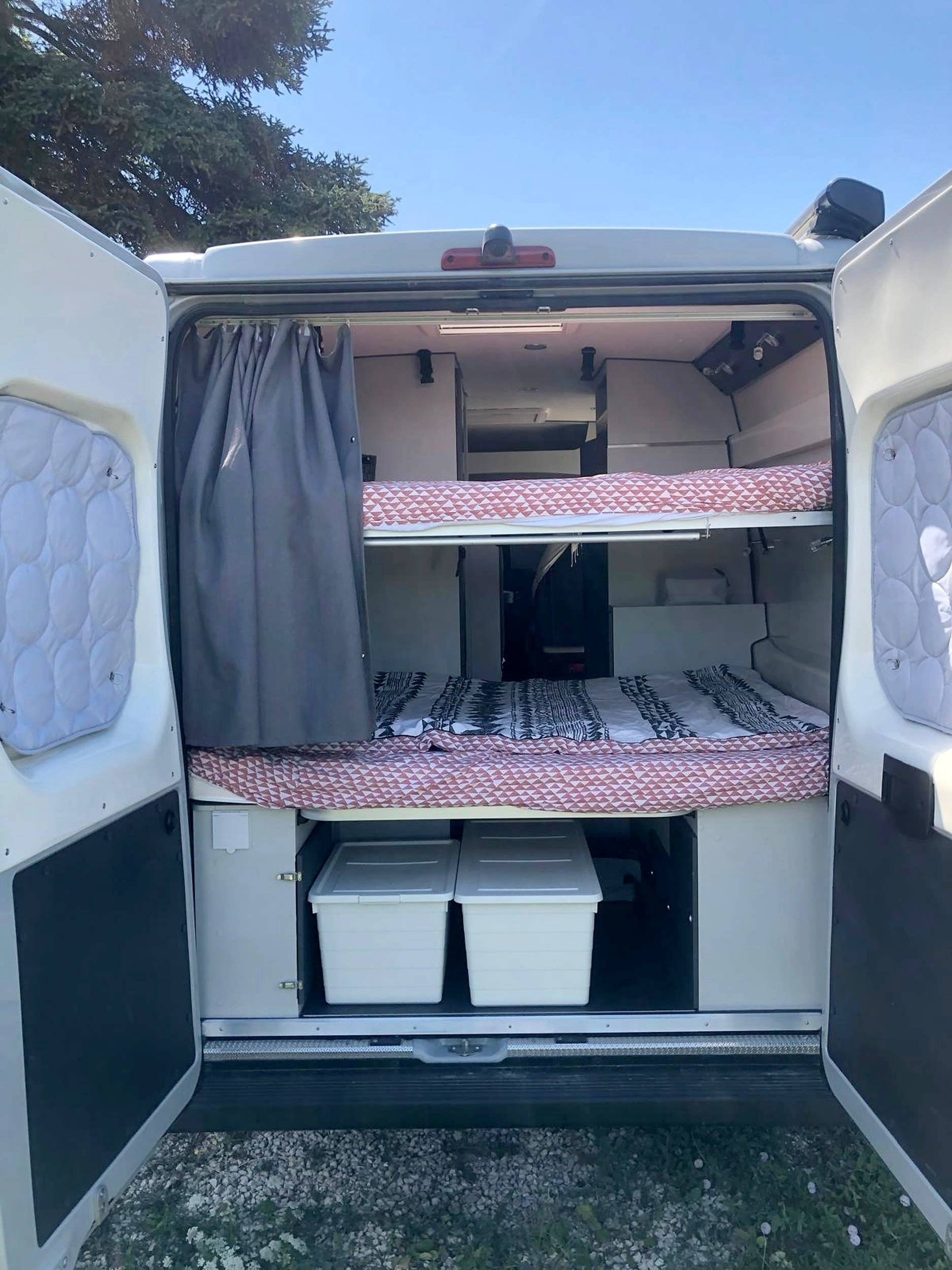 Schlafplätze Fiat Ducato 2,3 l 130 ch - Yescapa