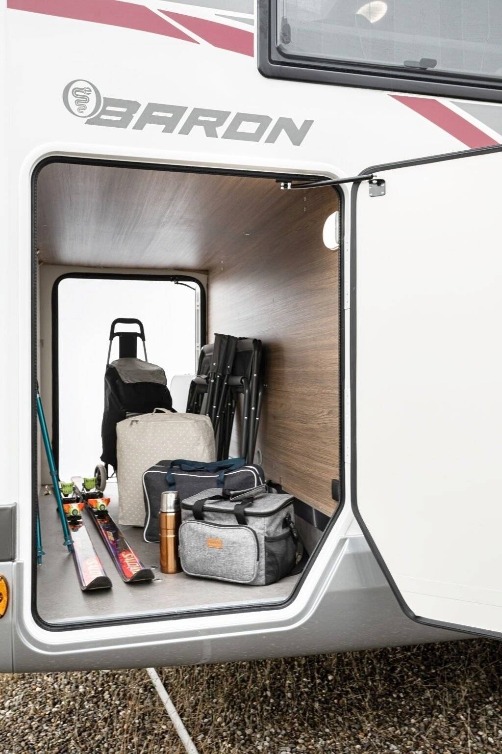 Elnagh Elnagh  Baron 565