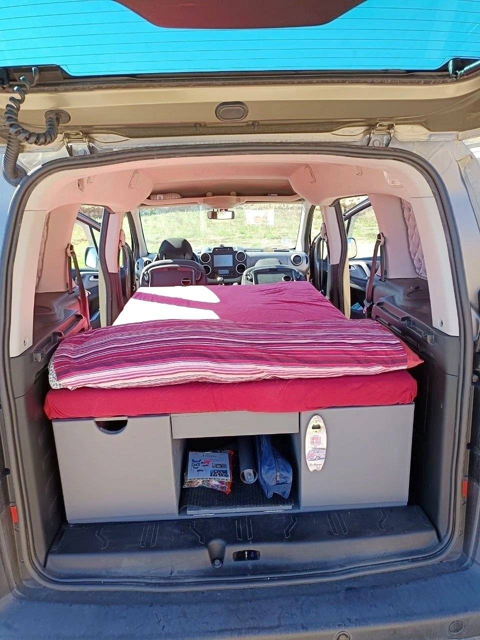 Car Caravane Peugeot Partner Tepee