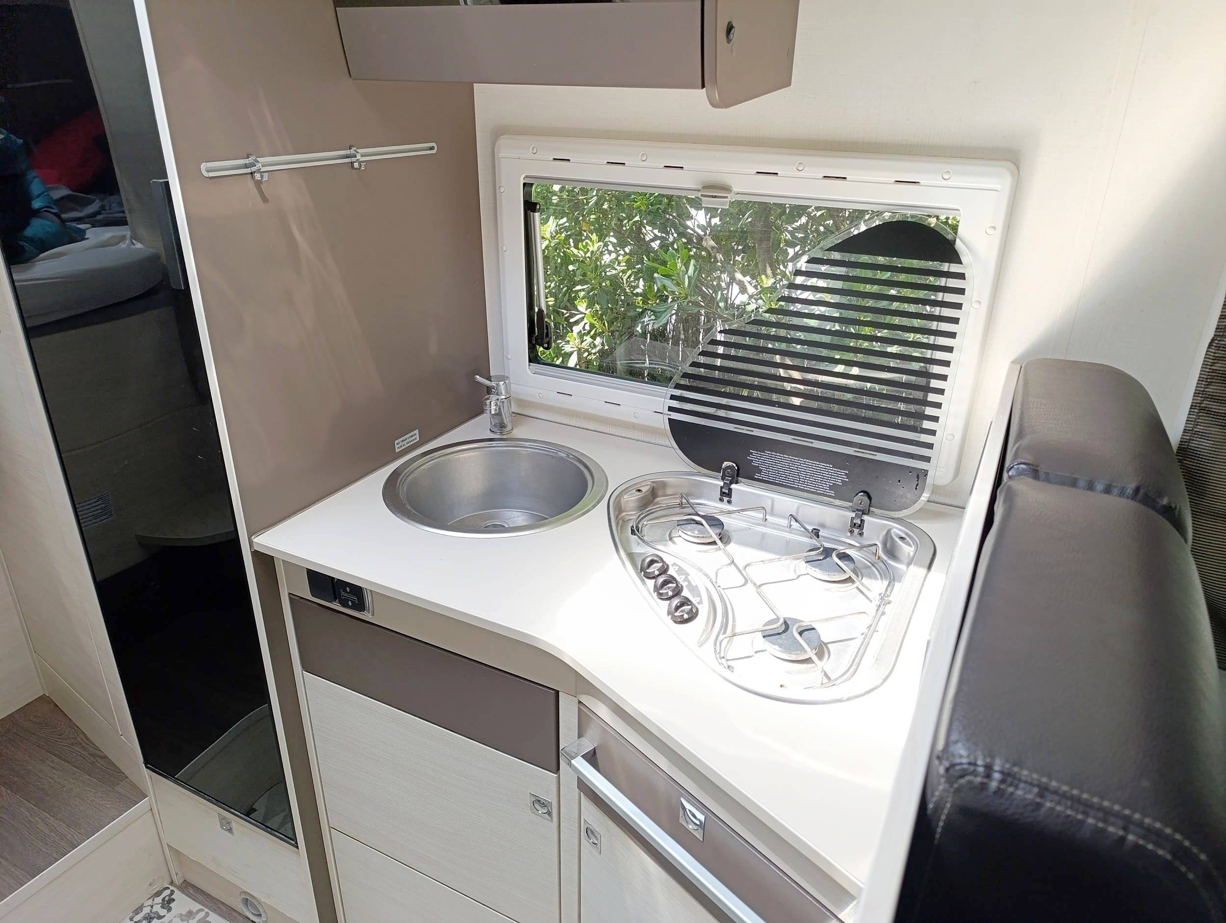 Challenger GENESIS 284