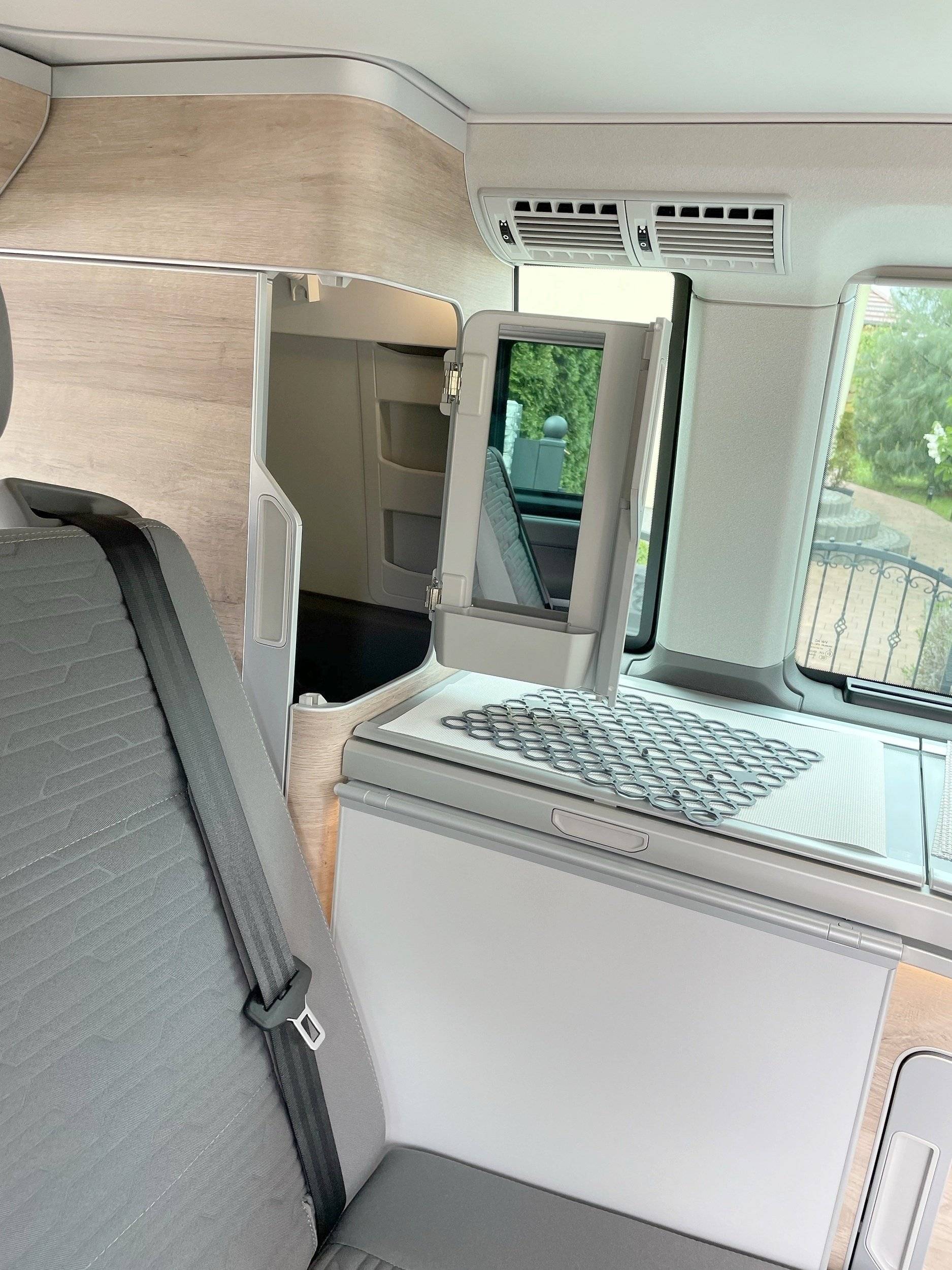 Volkswagen T6 California Ocean