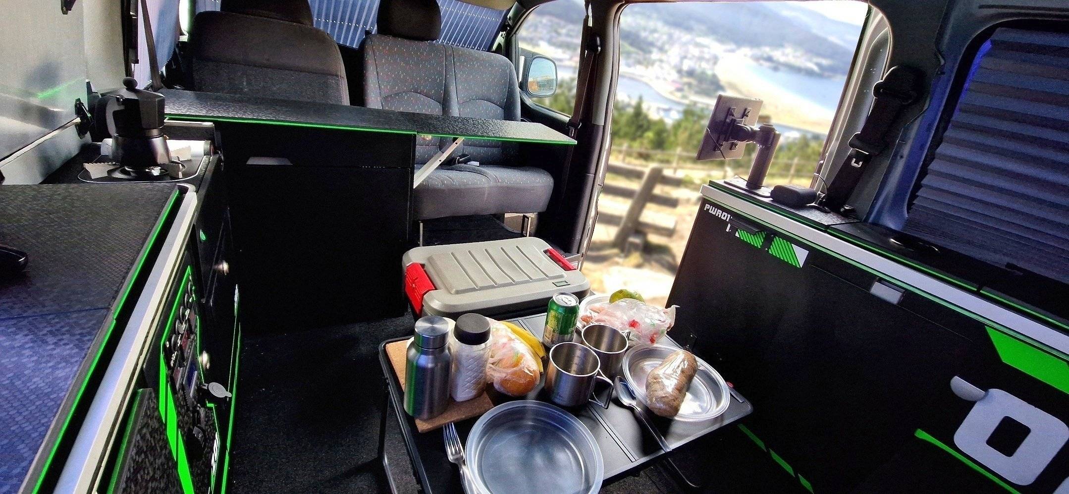 Coin repas Hyundai H1 - Yescapa