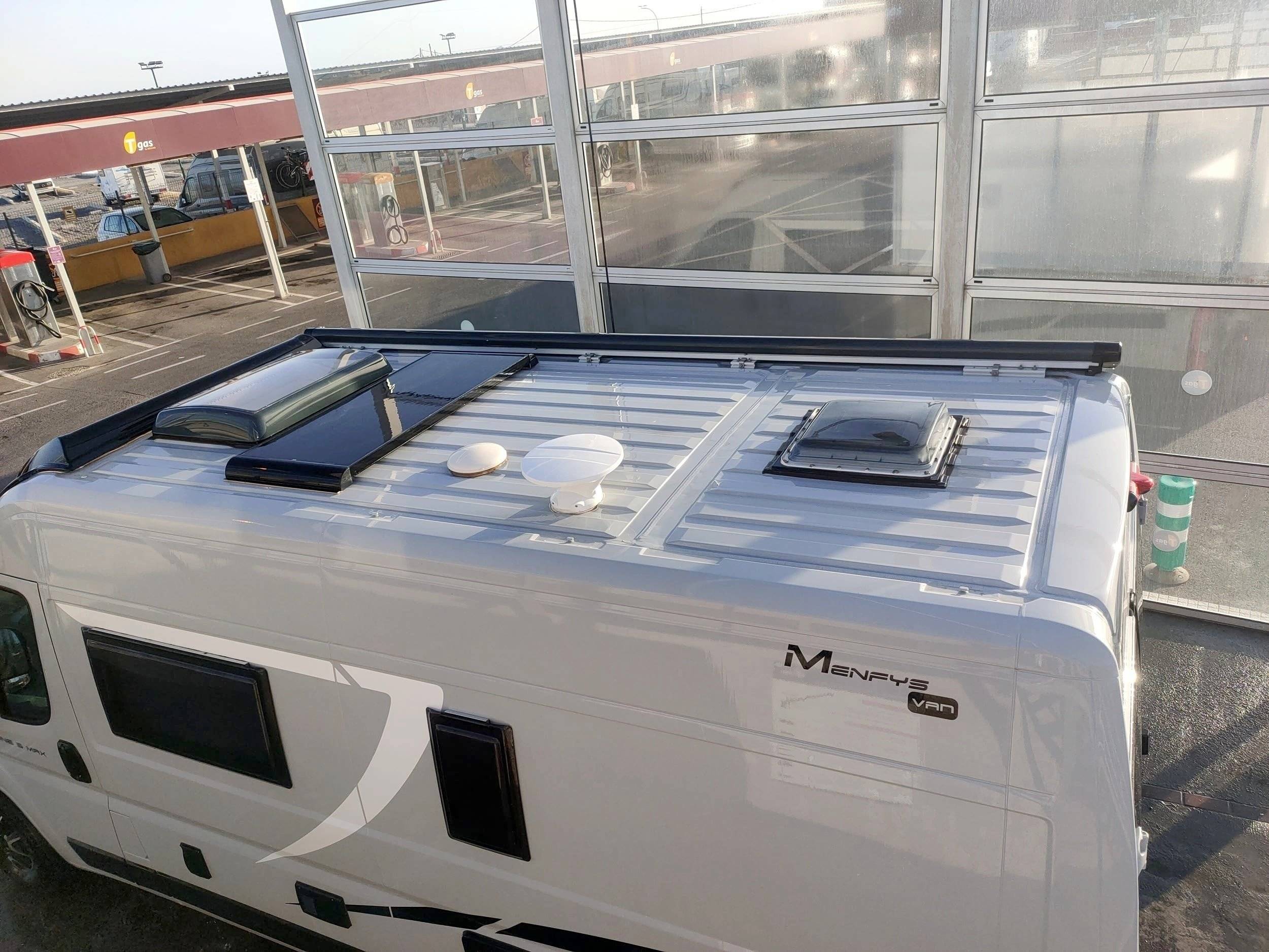 Mclouis Menfys Van 3 Maxi S line