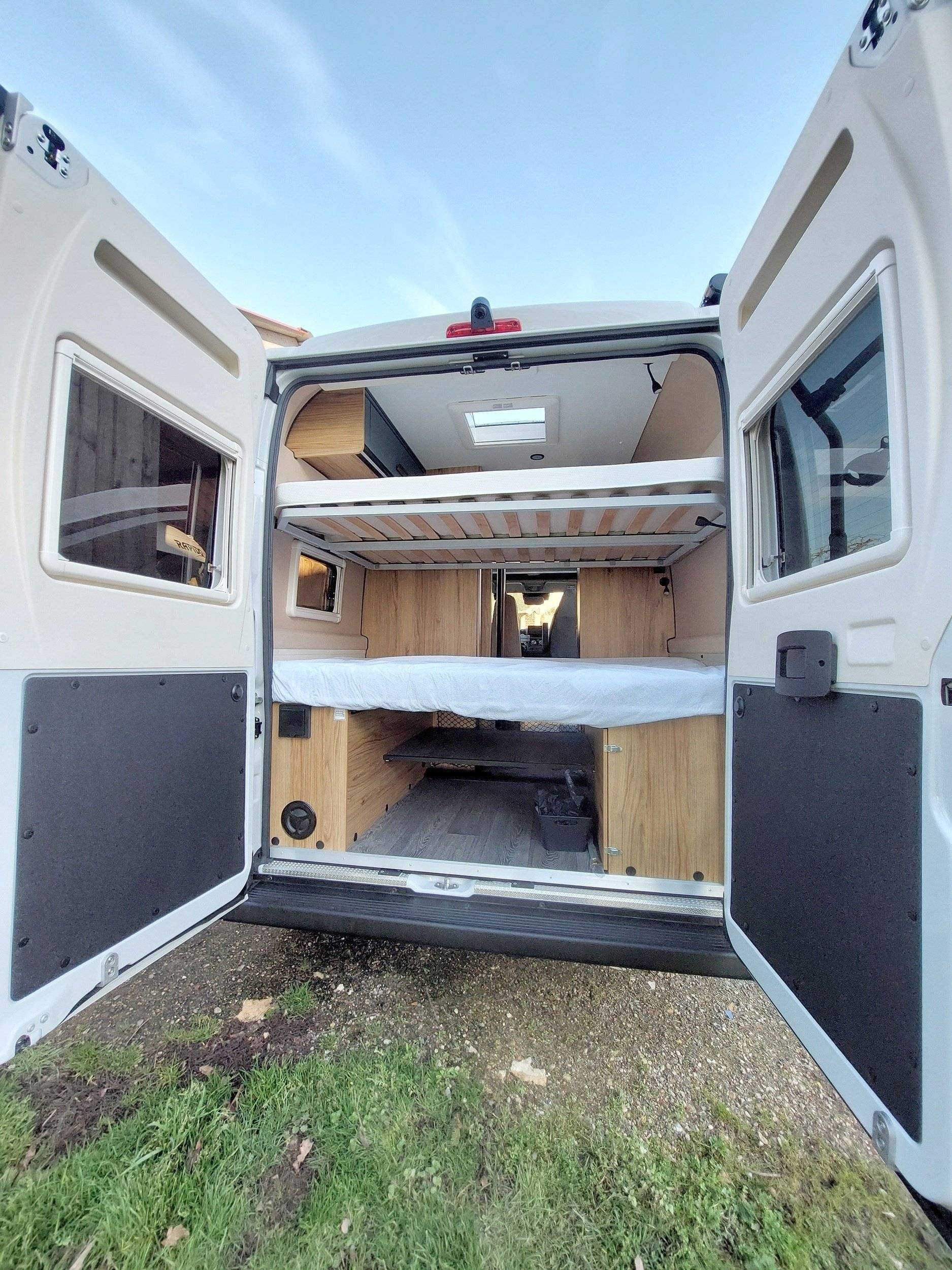 Font Vendôme font vendôme leader camp