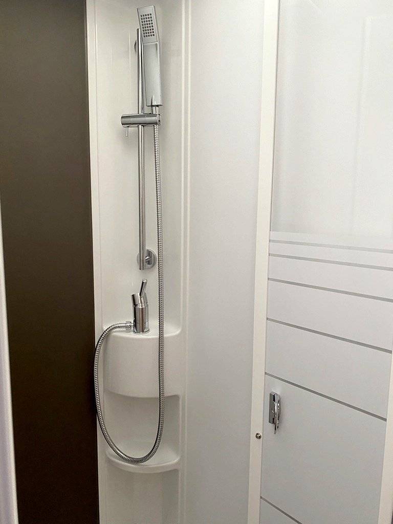 Adria Coral XL Axess 670 SL