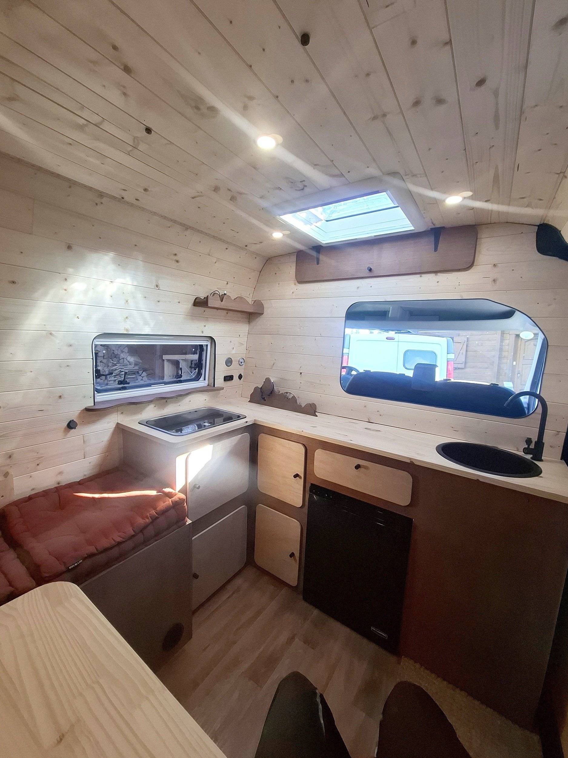 Coin cuisine Peugeot Boxer 2,0 l 130 ch - Yescapa