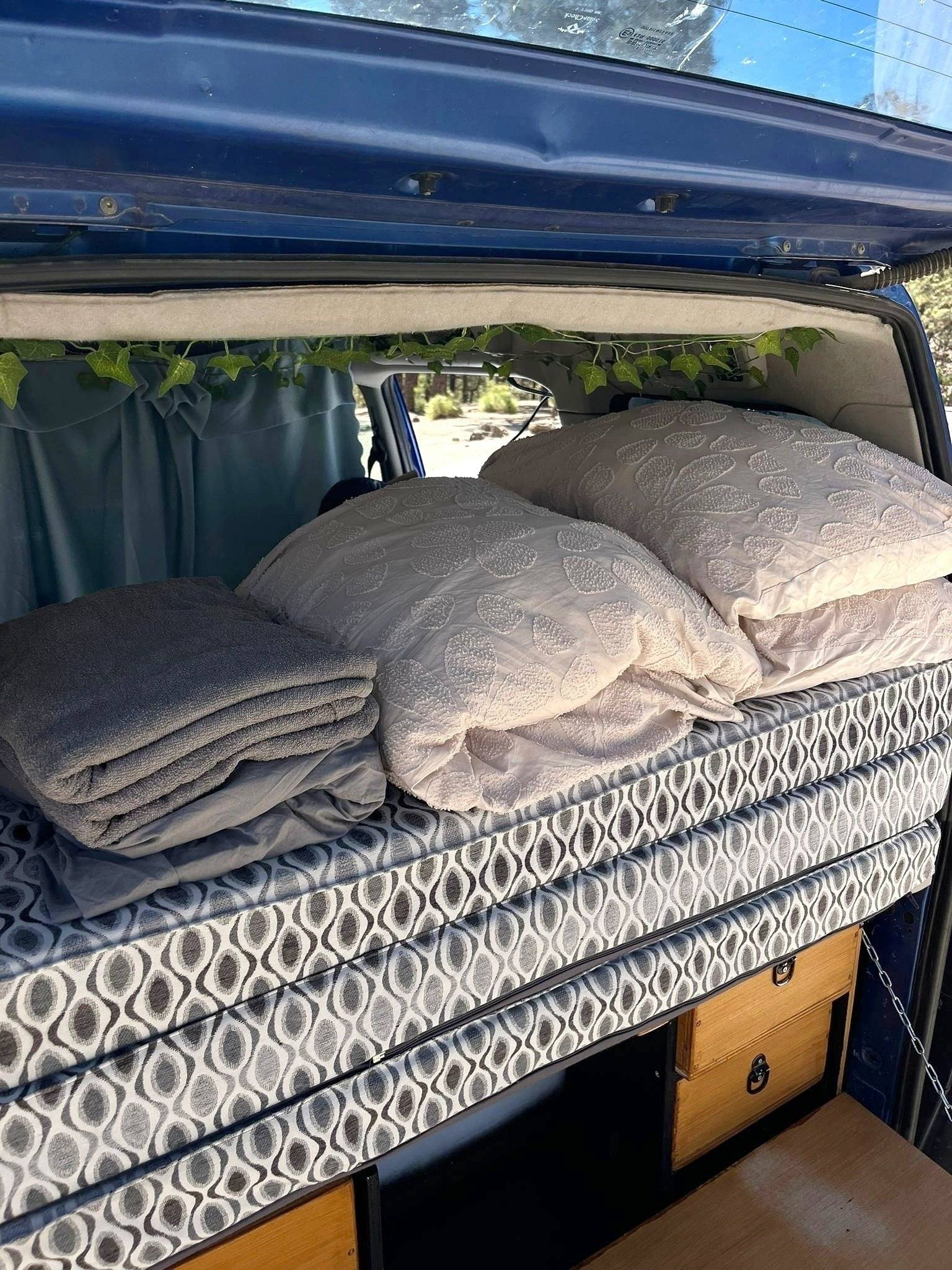 Camper Track Peugeot Partner Tepee