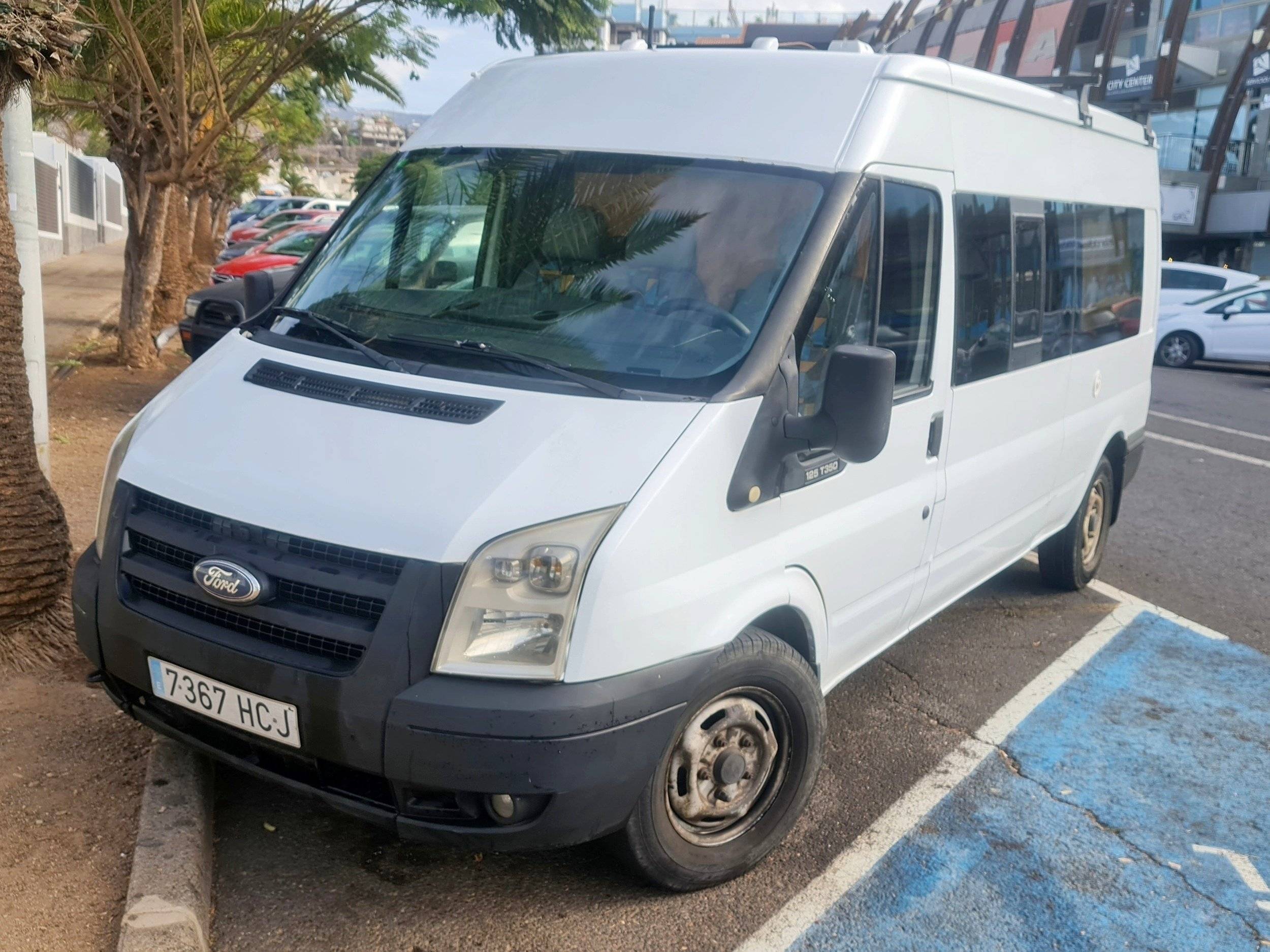 Ford Transit 2,2 l 140 ch