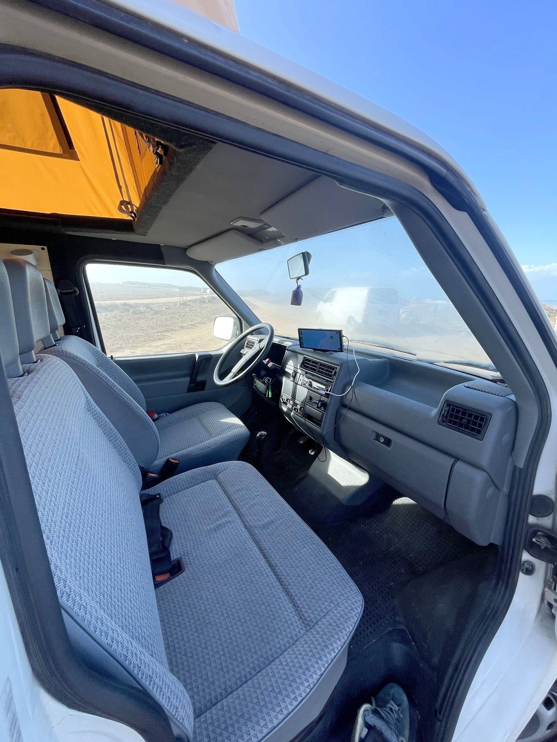 Custo Van Transporter T4 2.4D