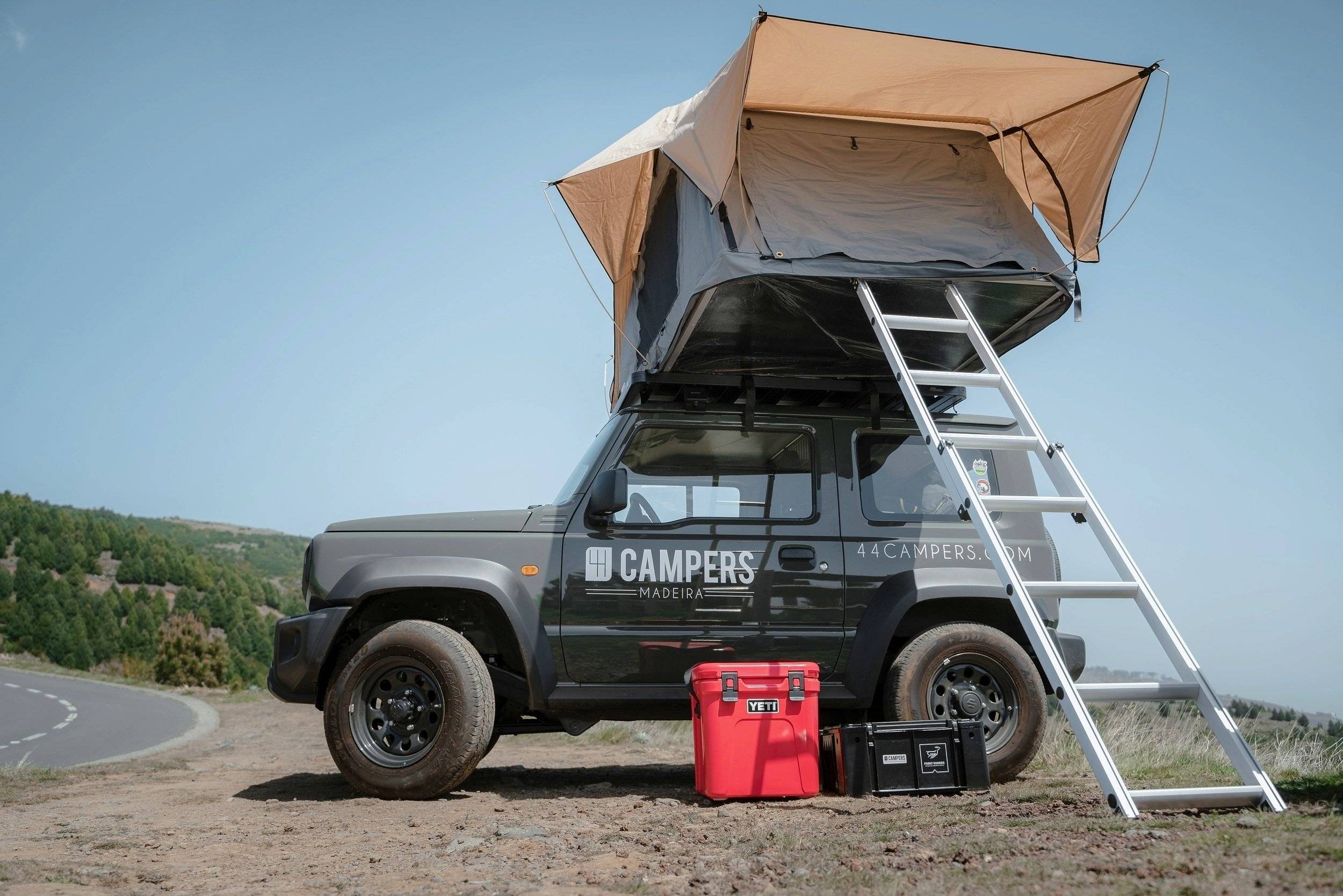 SUZUKI TINY CAMPER FOR ADVENTURE