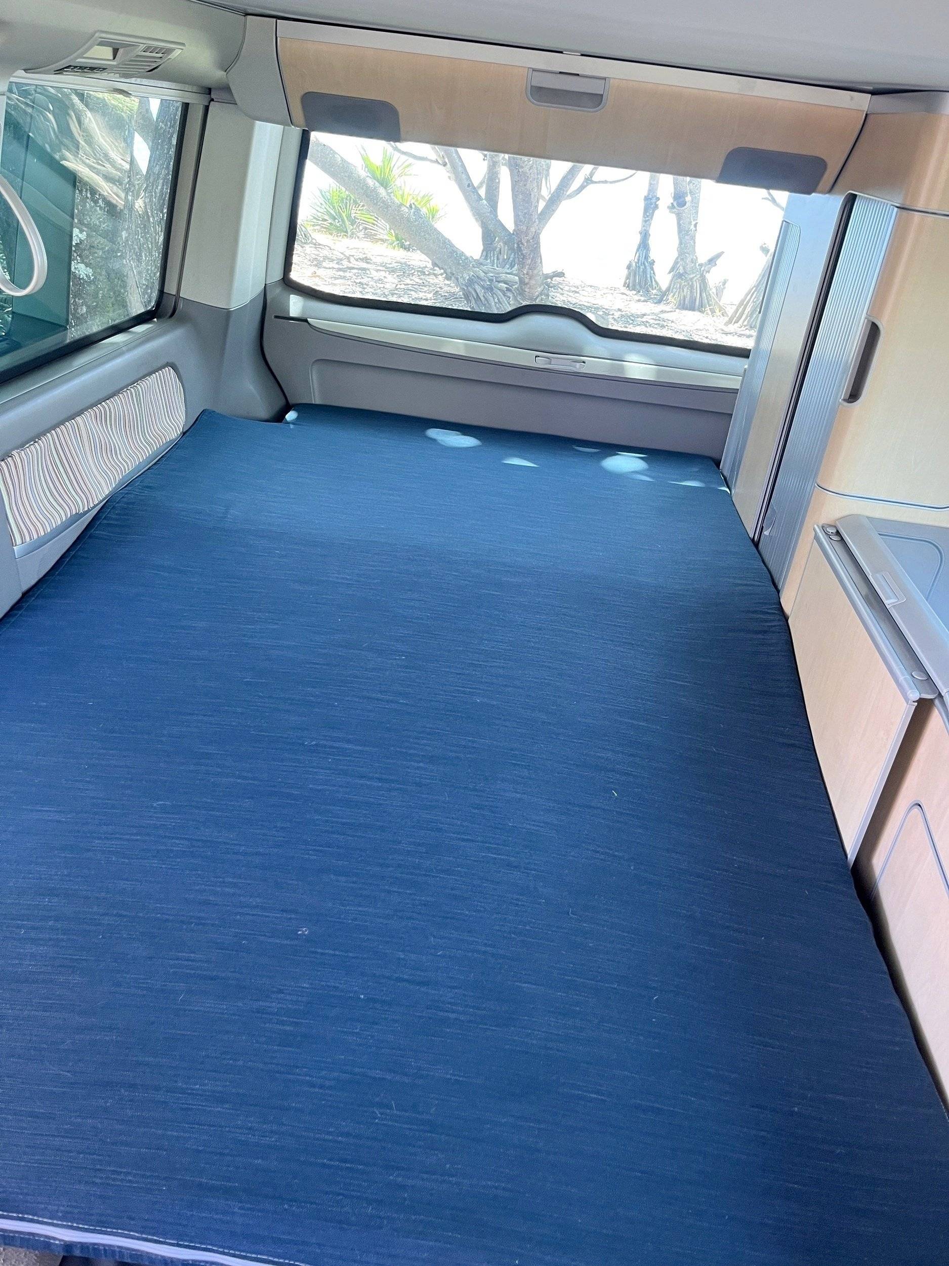 Volkswagen T5 CALIFORNIA Confortline