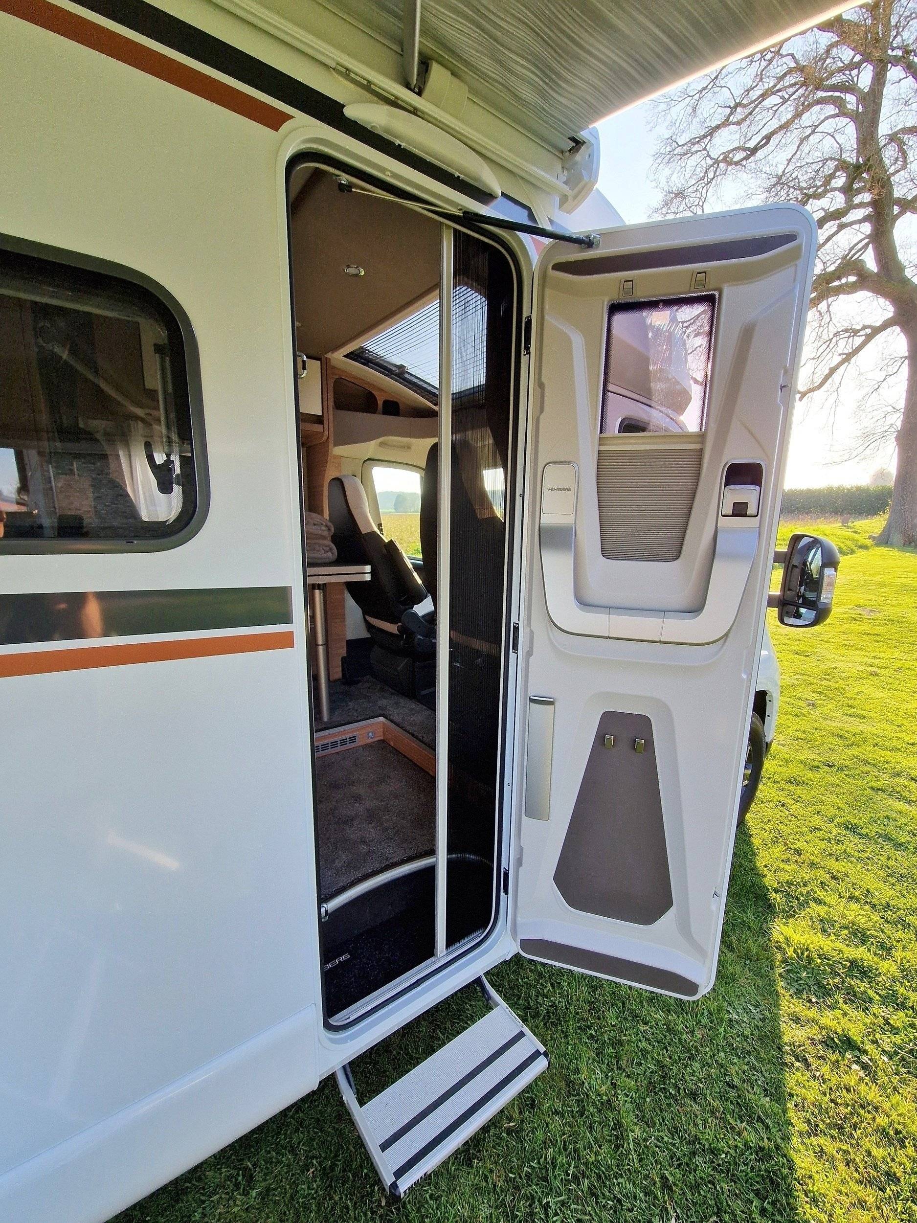 Weinsberg Caracompact 600 MEG