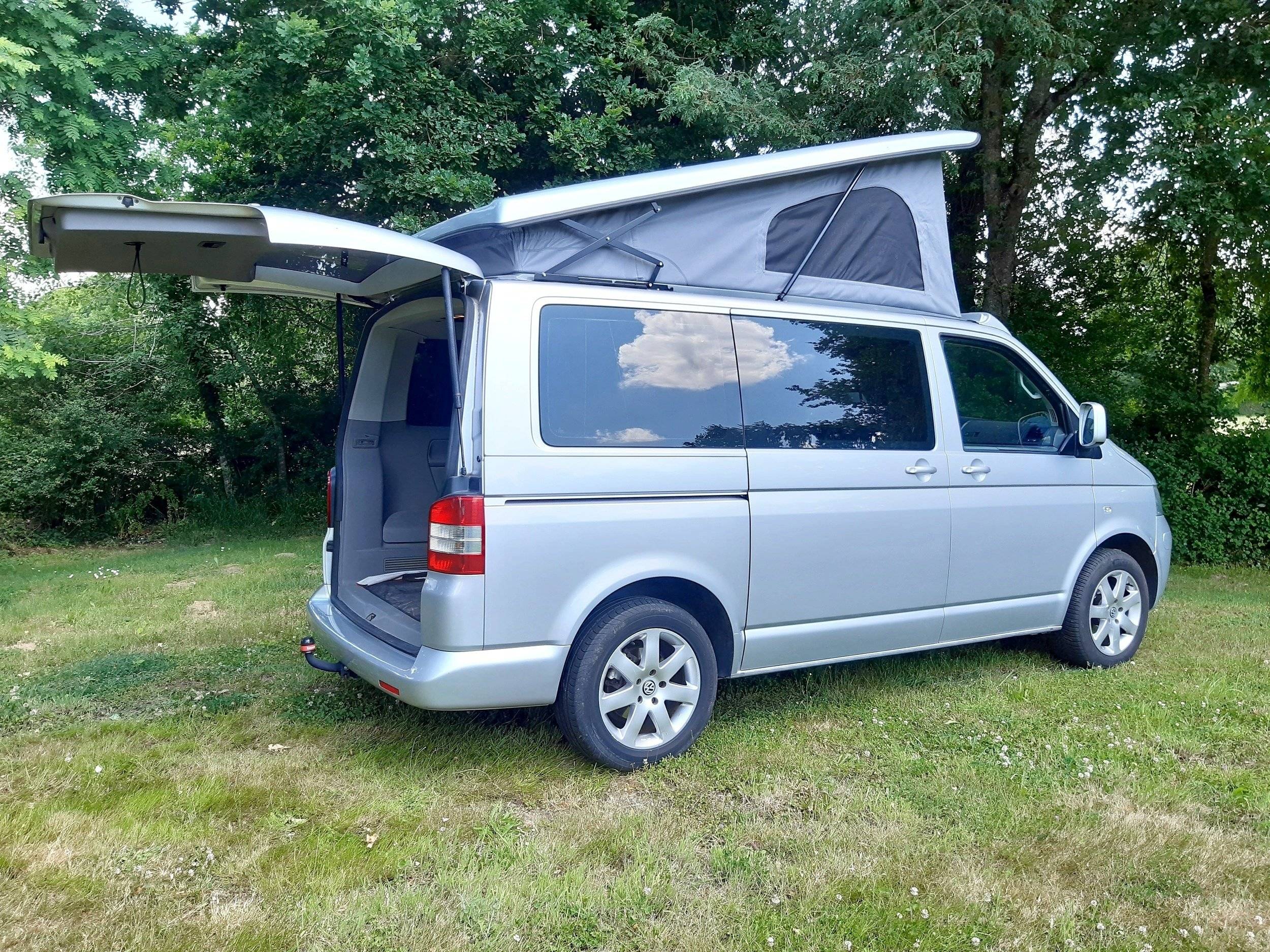 Volkswagen T5 2,5 l 140 ch