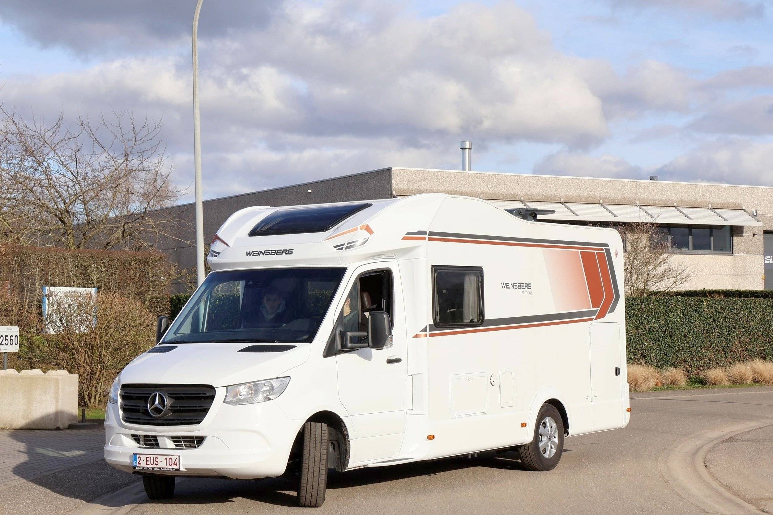 Mercedes-Benz 