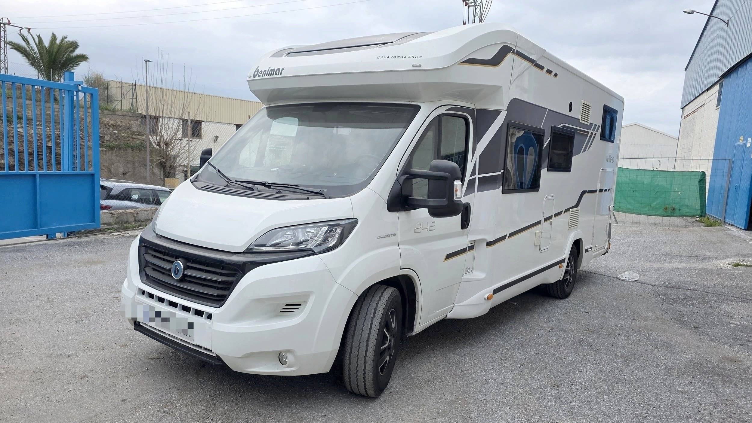 Benimar 242