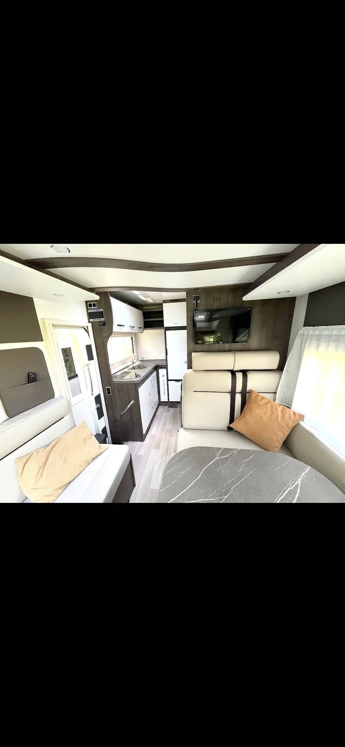 Alpes Camping-Car Ford