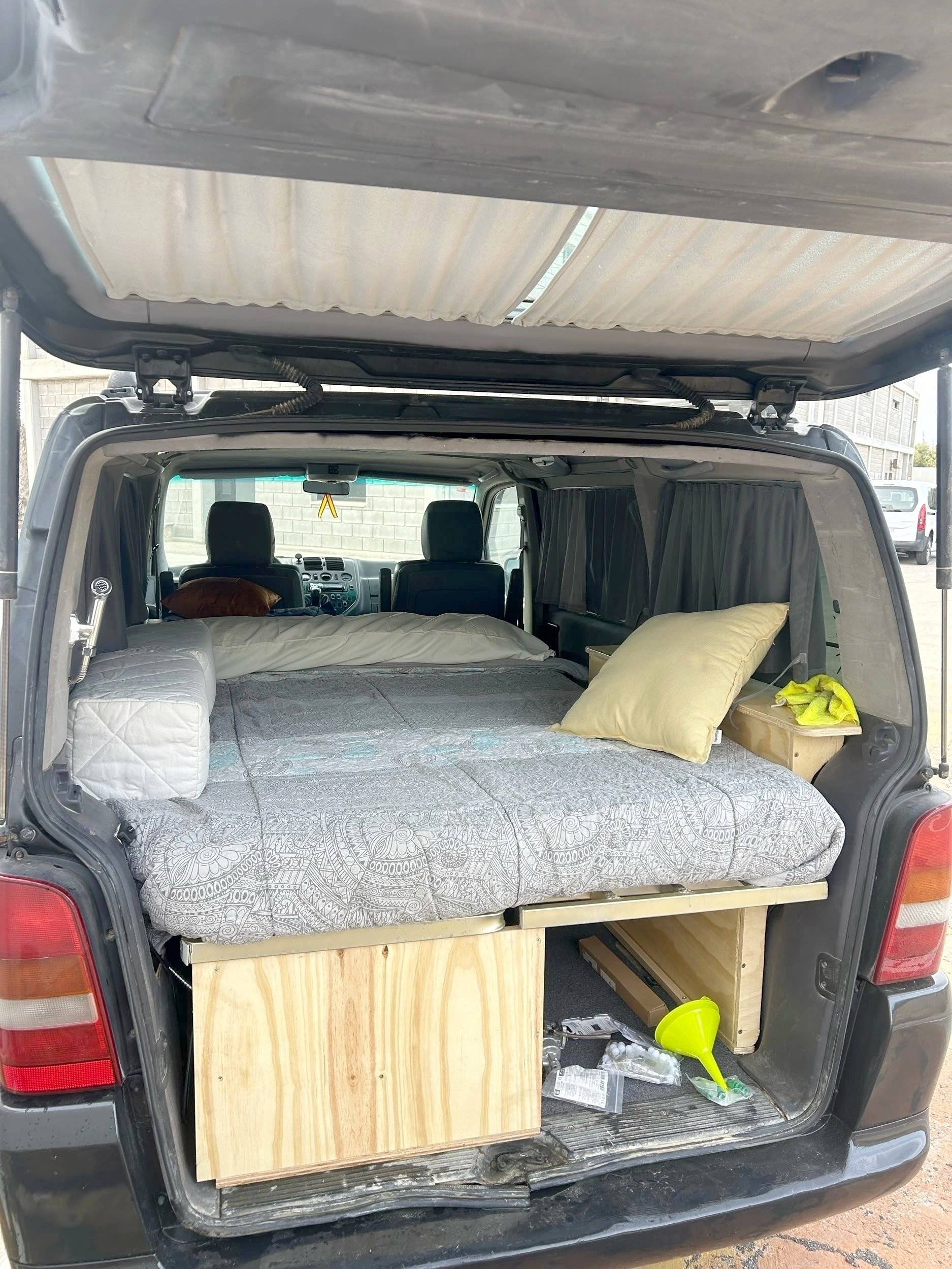 Plazas en cama Mercedes - Yescapa