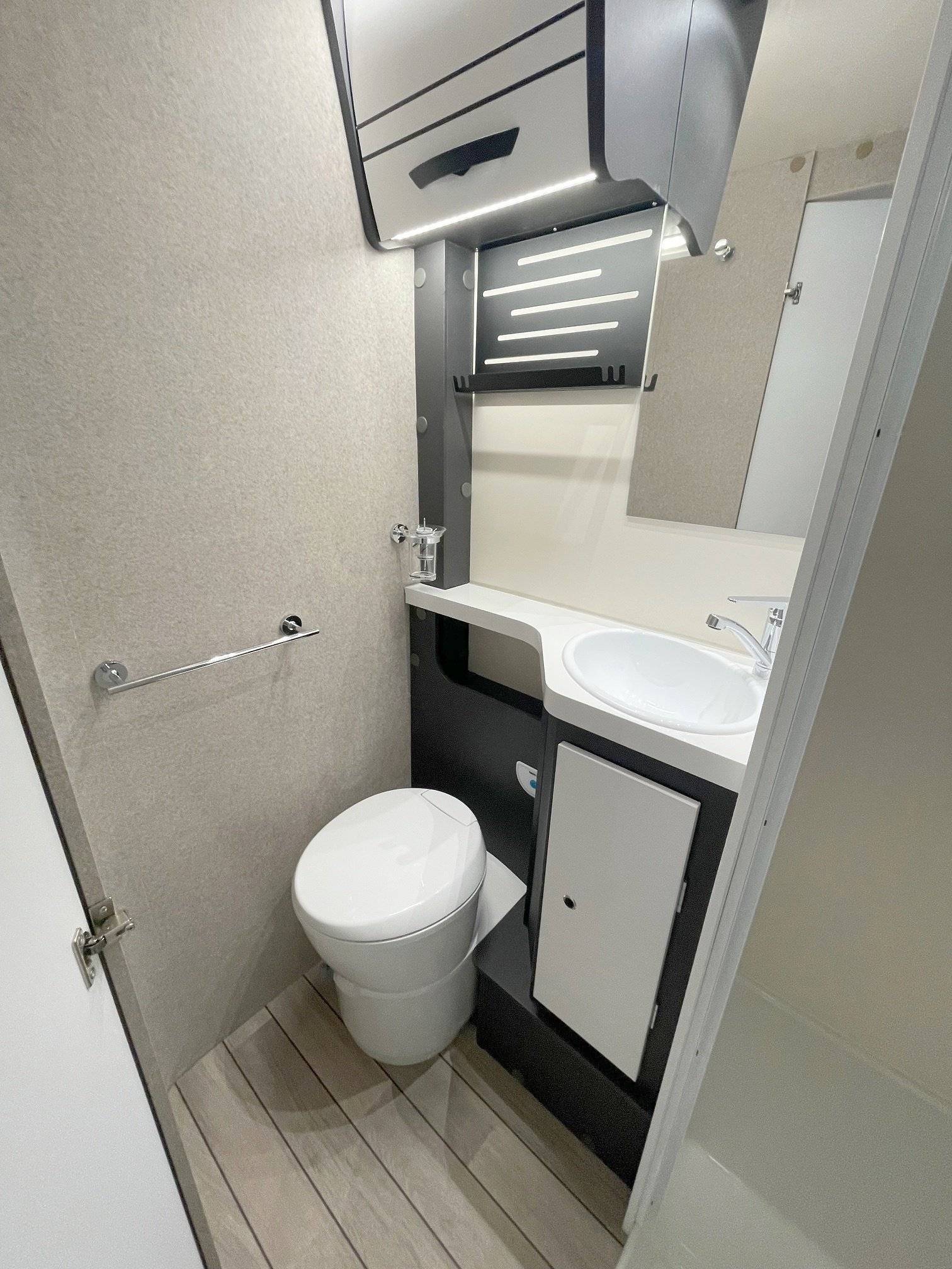 Mclouis Mclouis  320