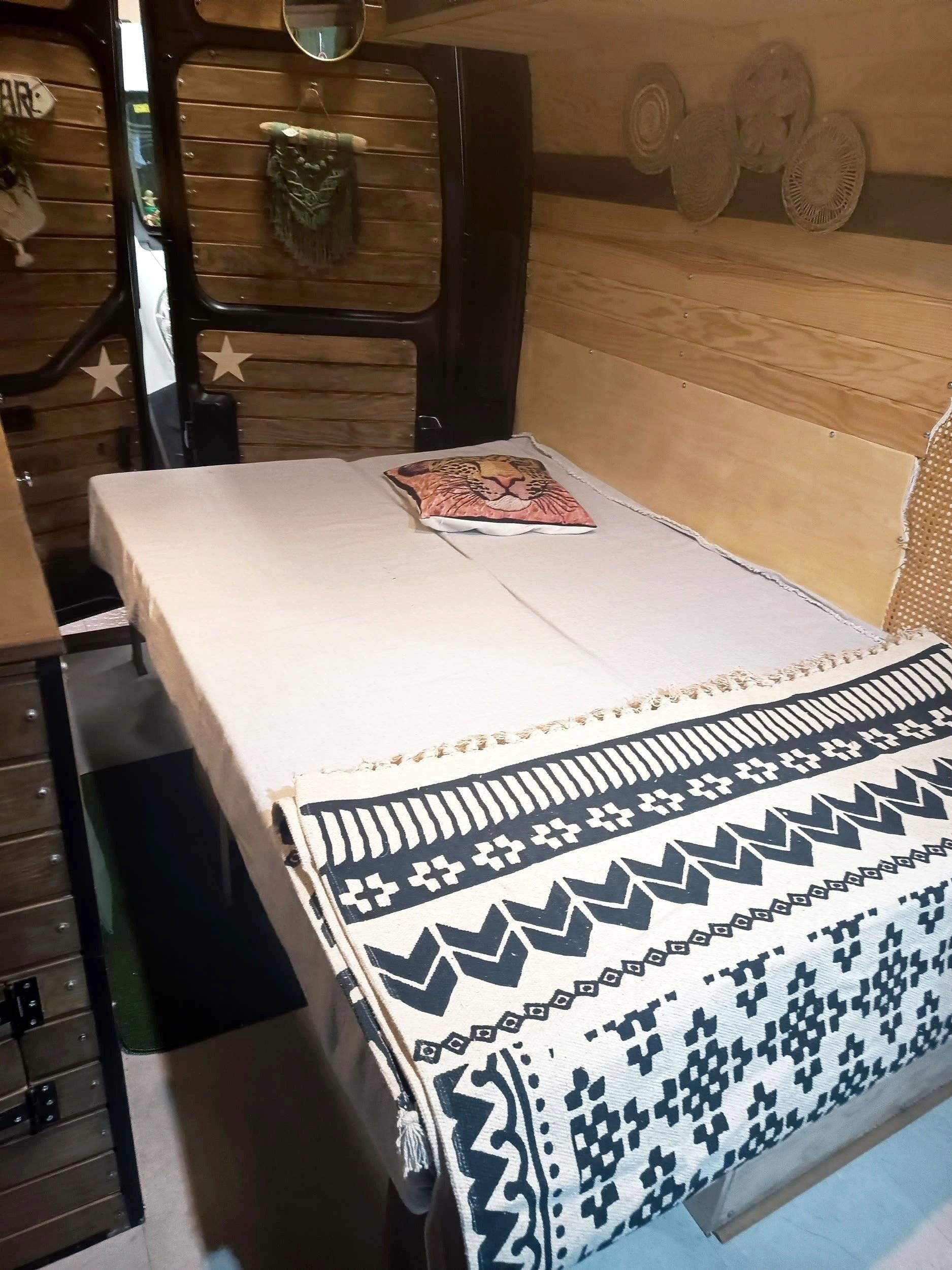 llits Renault Master 3,0 l. dCi 140 ch. - Yescapa