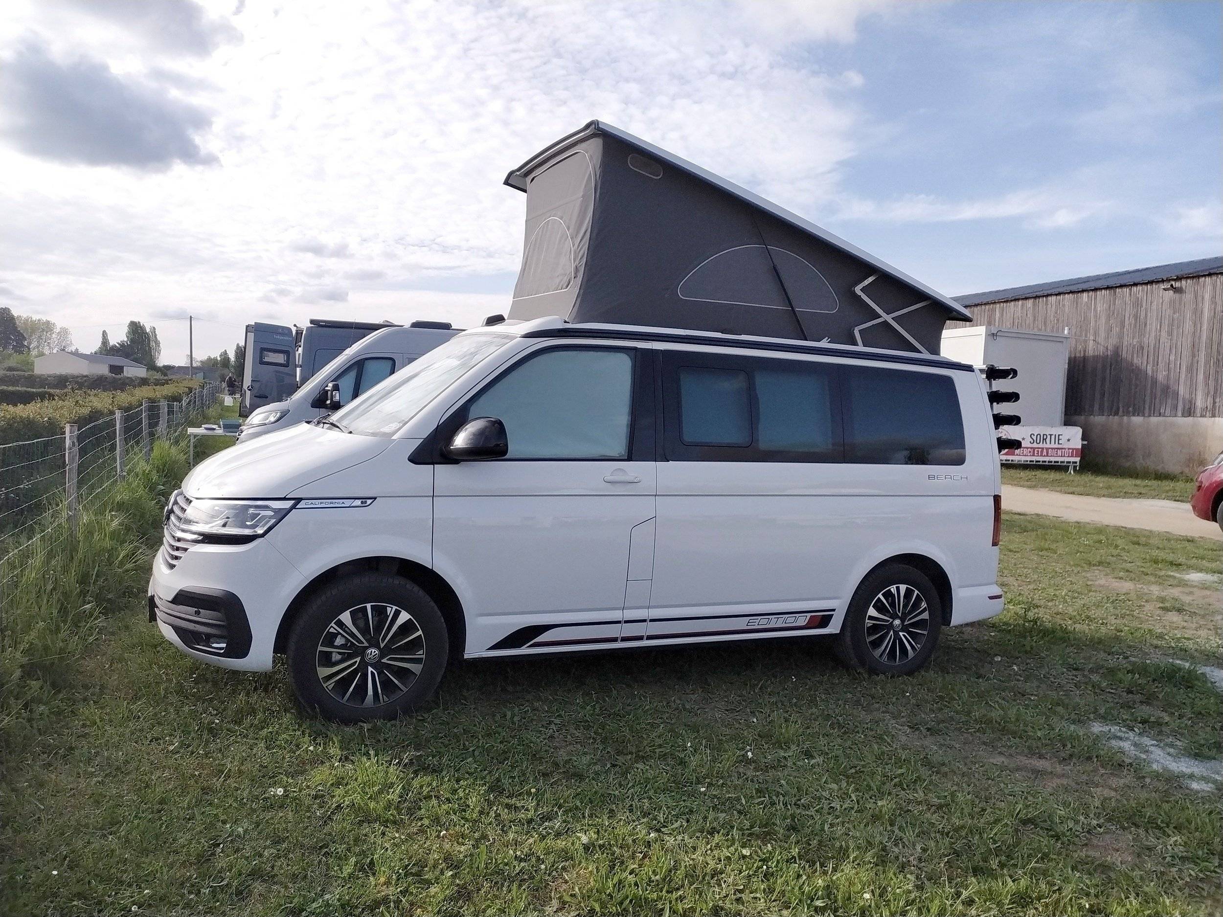 Volkswagen Volkswagen T6.1 California BEACH