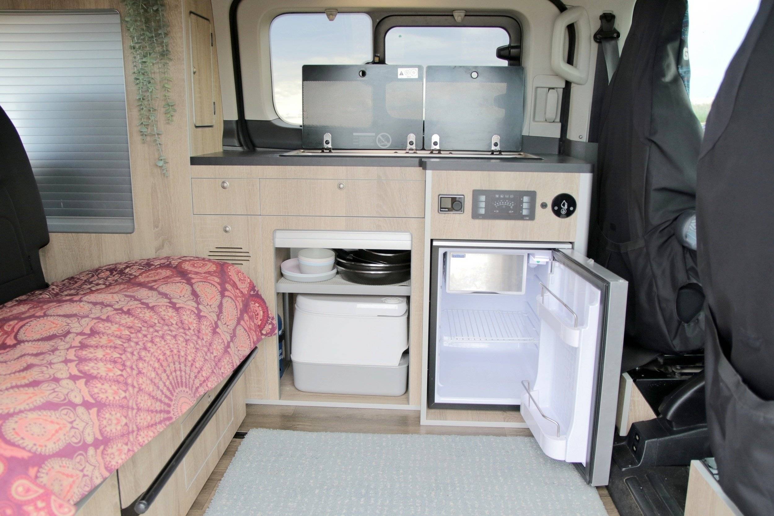 CAMPER ford custom