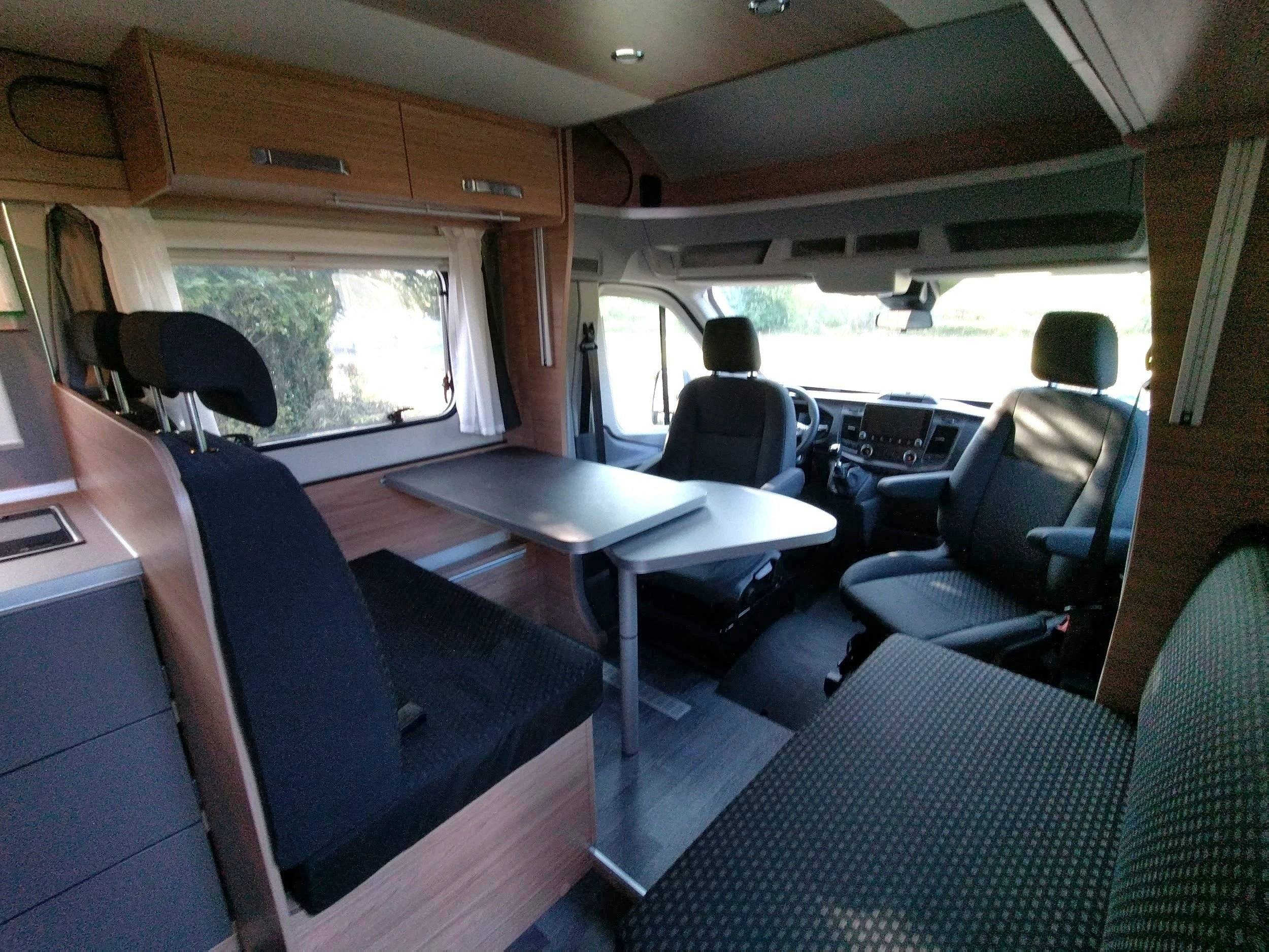 Weinsberg Carasuite 650 MF