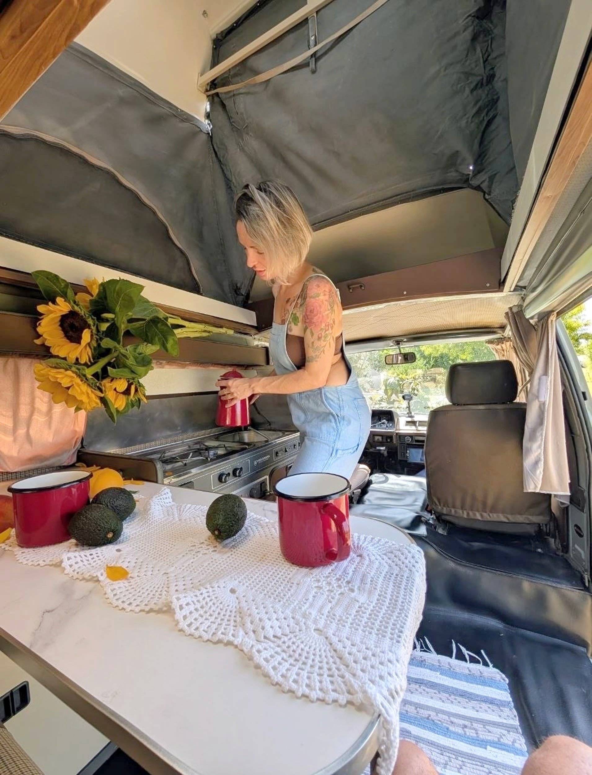 Comedor Toyota Hiace - Yescapa