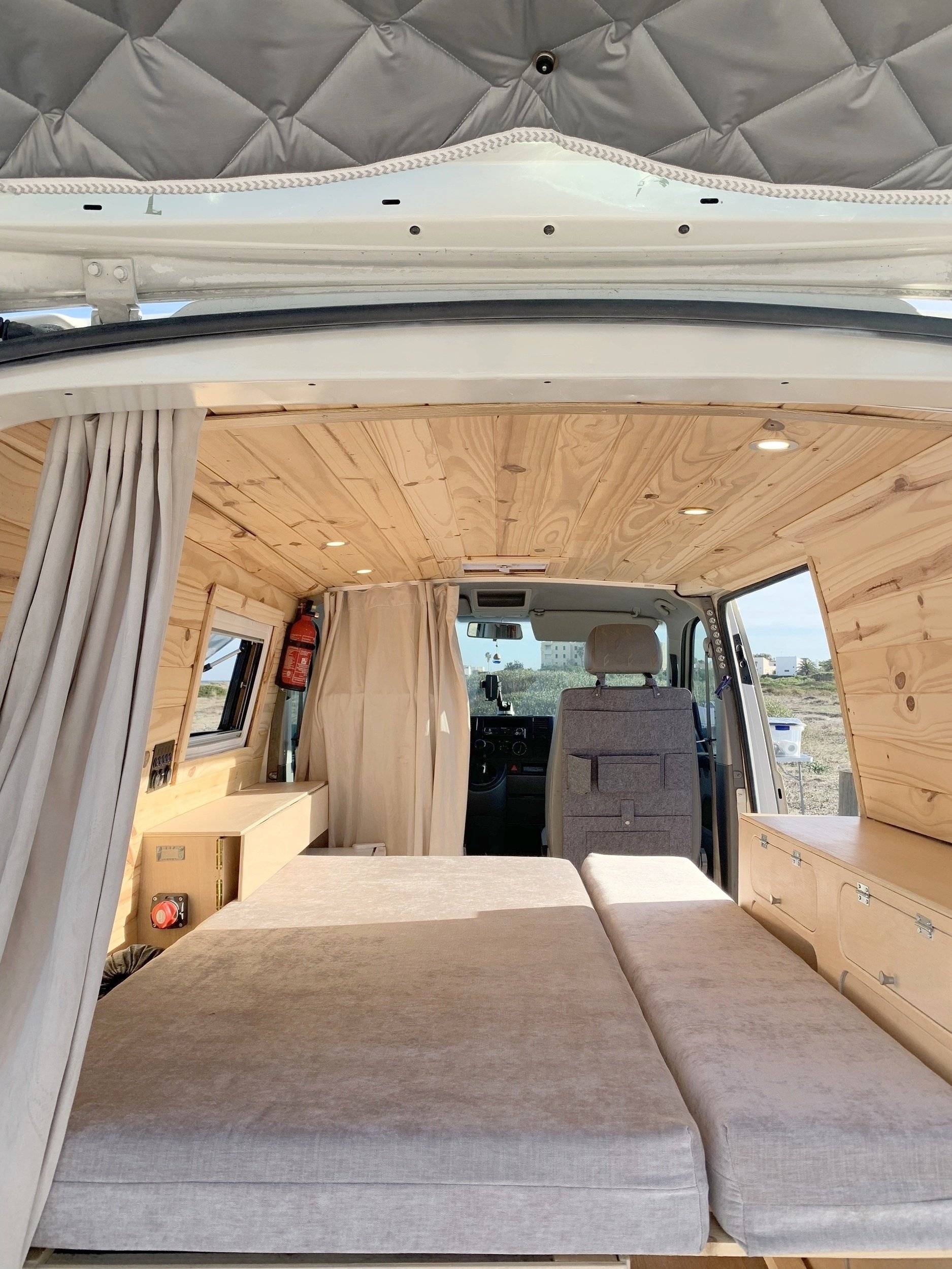 Berth Volkswagen Volkswagen Transporter - Yescapa
