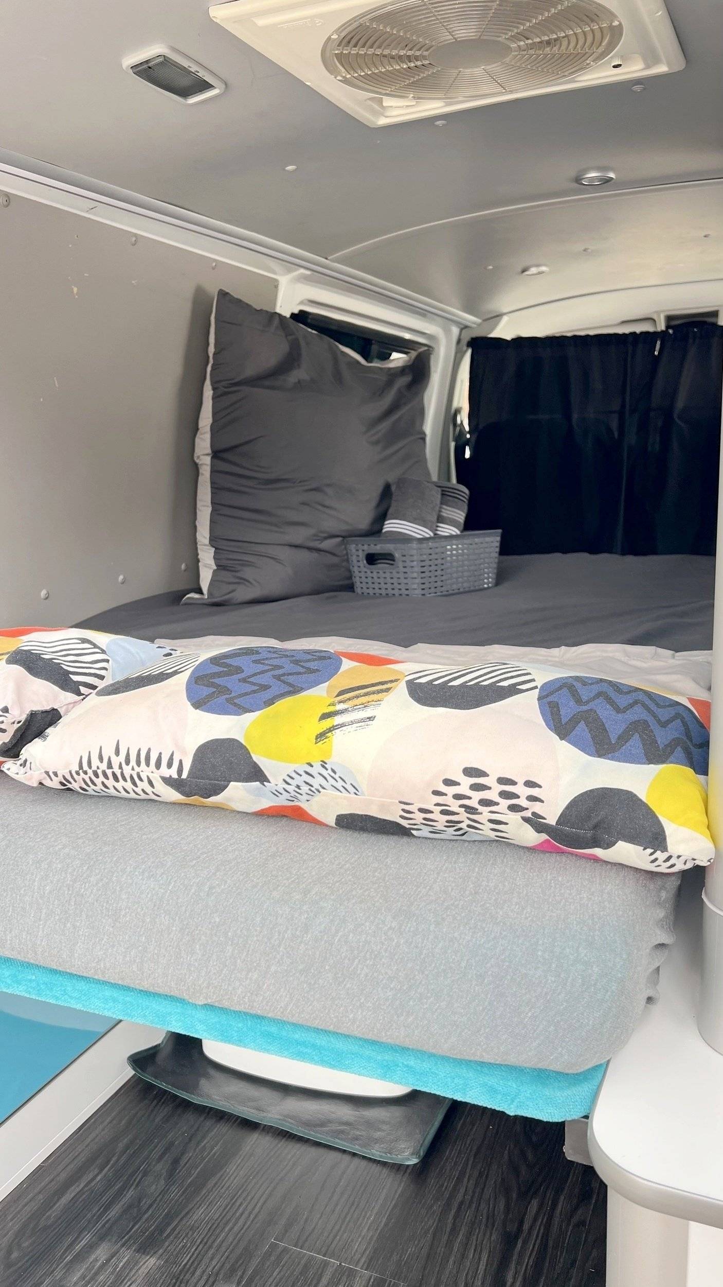 llits Volkswagen T6 2 l 102 ch - Yescapa