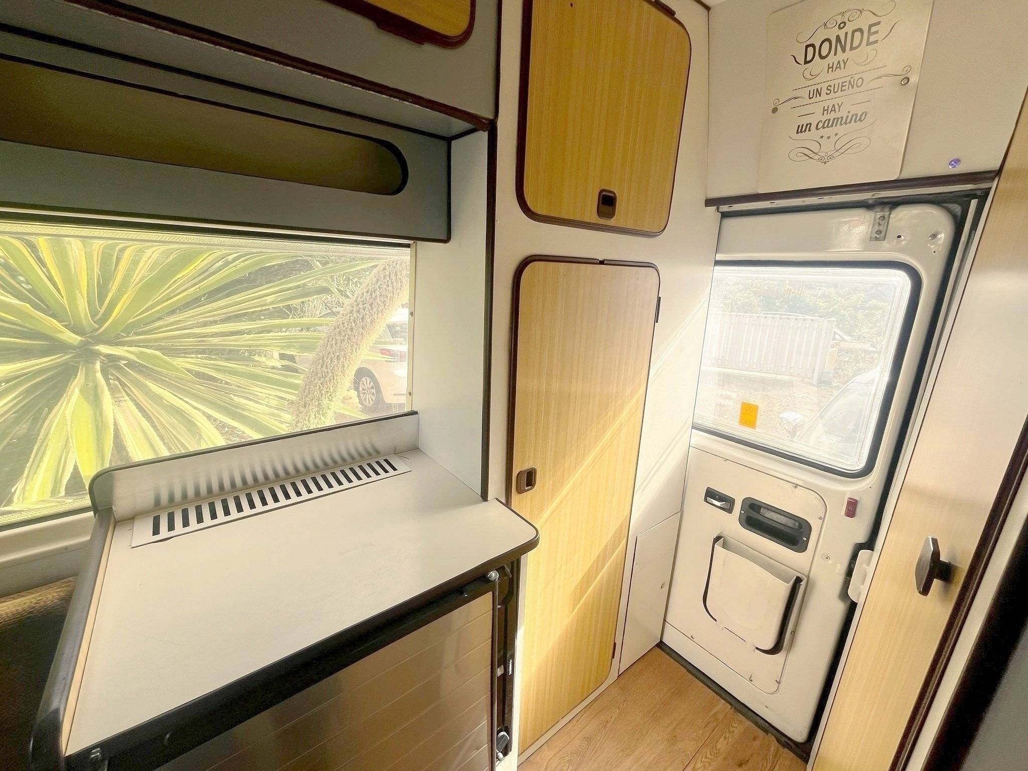 Mercedes Mercedes 207D