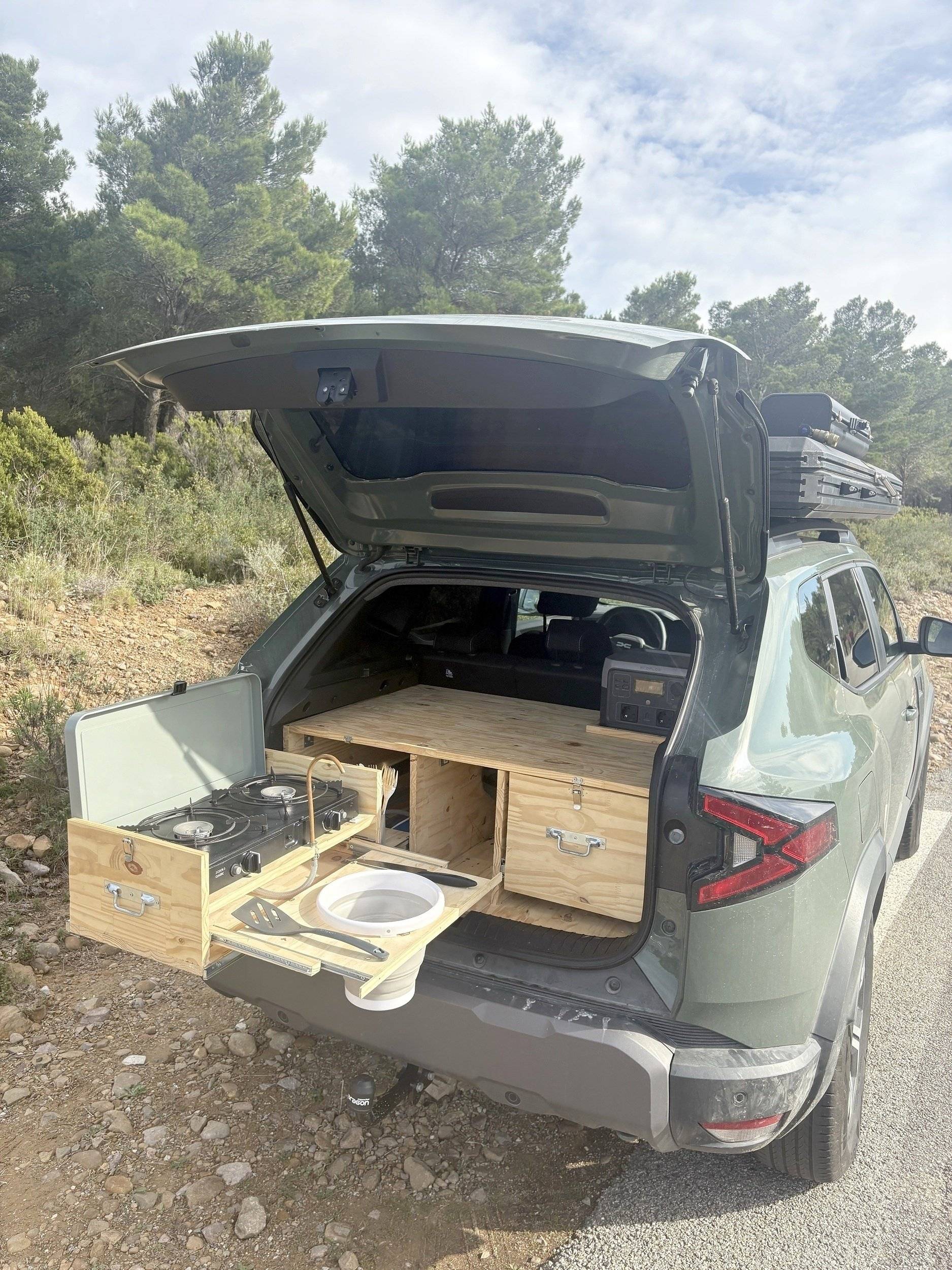 Kitchen DACIA Duster - Yescapa