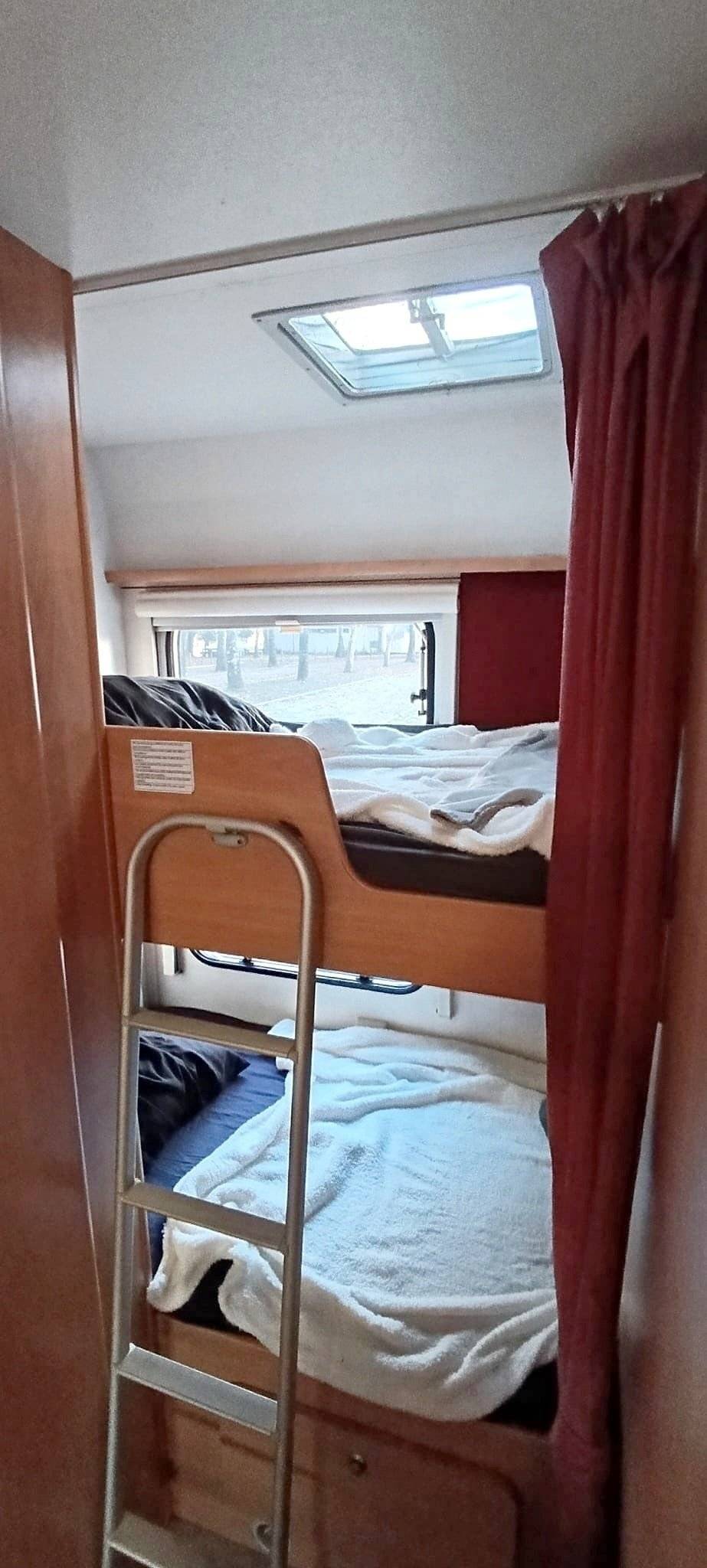 Challenger Transit 2,2 l 140 ch