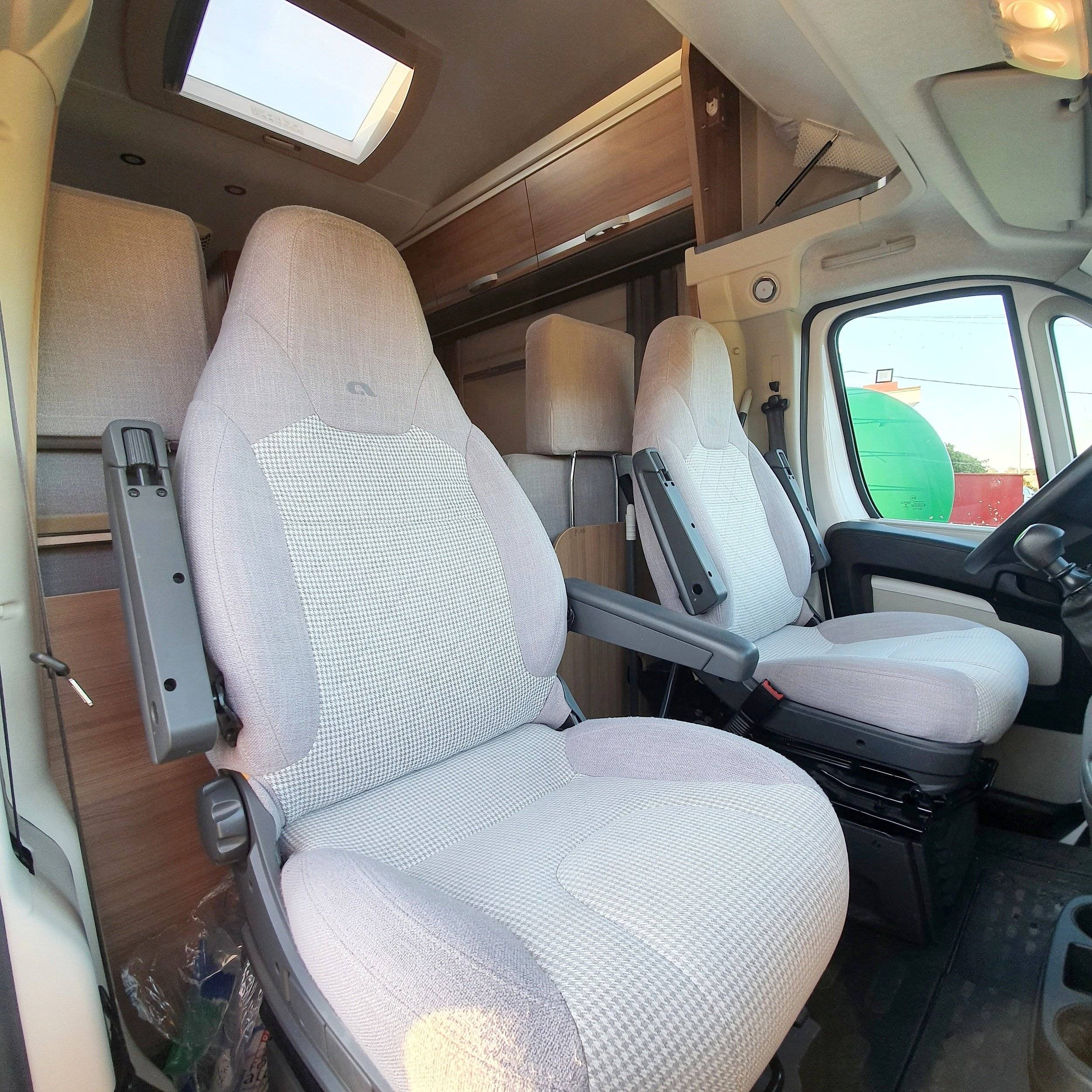 Adria Coral XL Plus A 670 SL