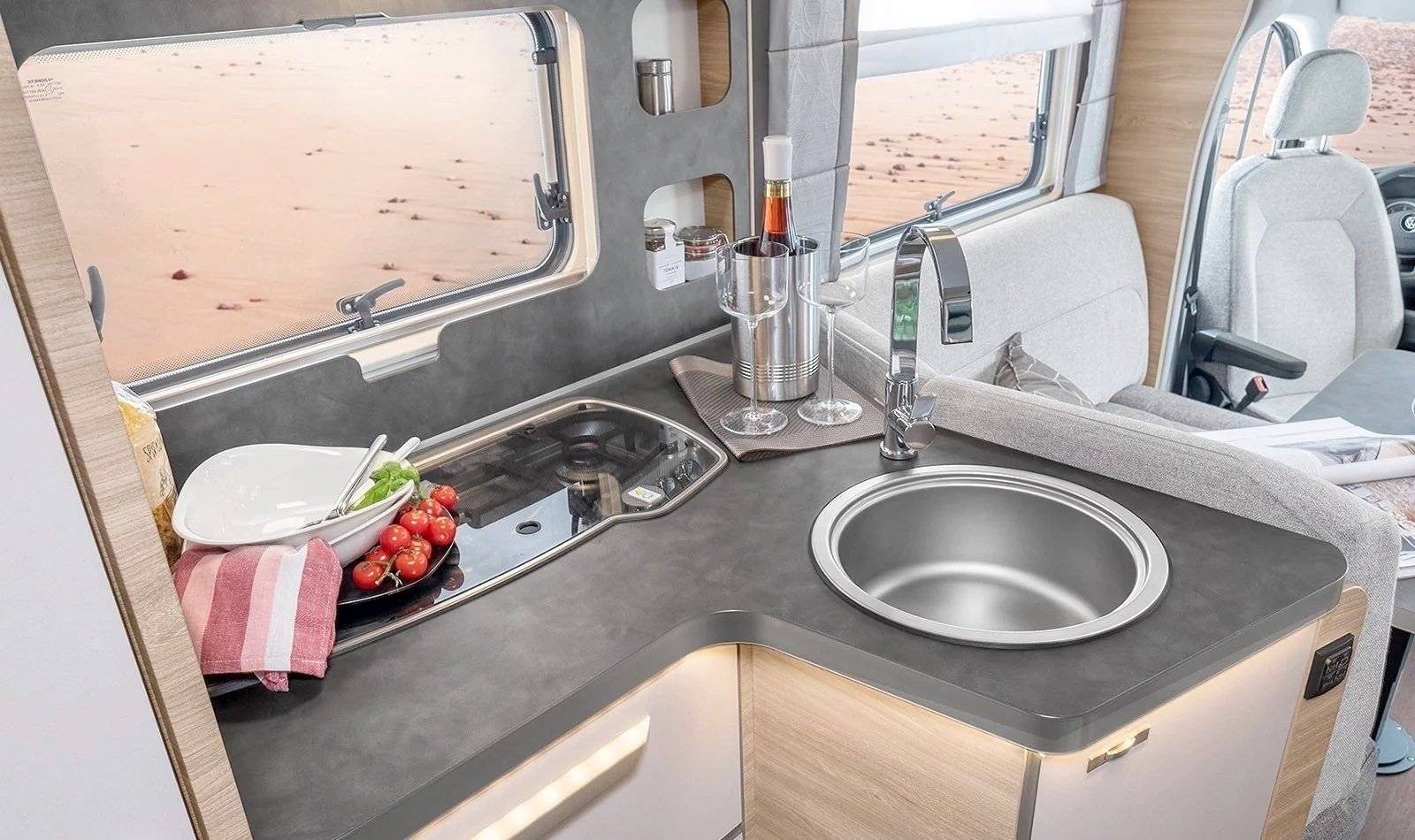 Knaus VAN TI PLUS PLATINUM 700 LF