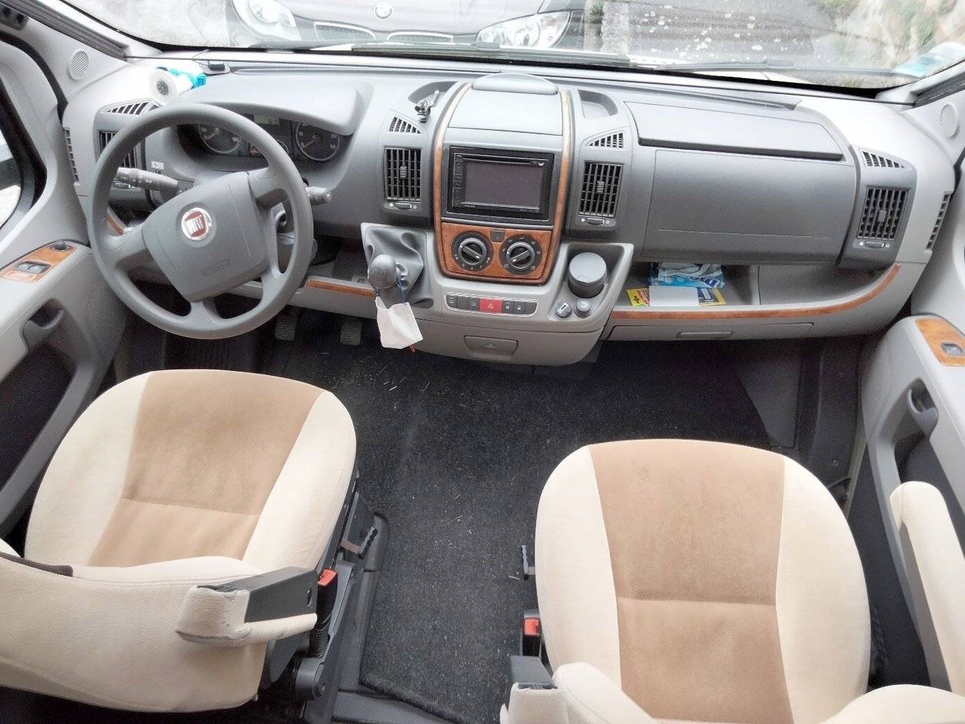 Bürstner IXEO PLUS IT 724