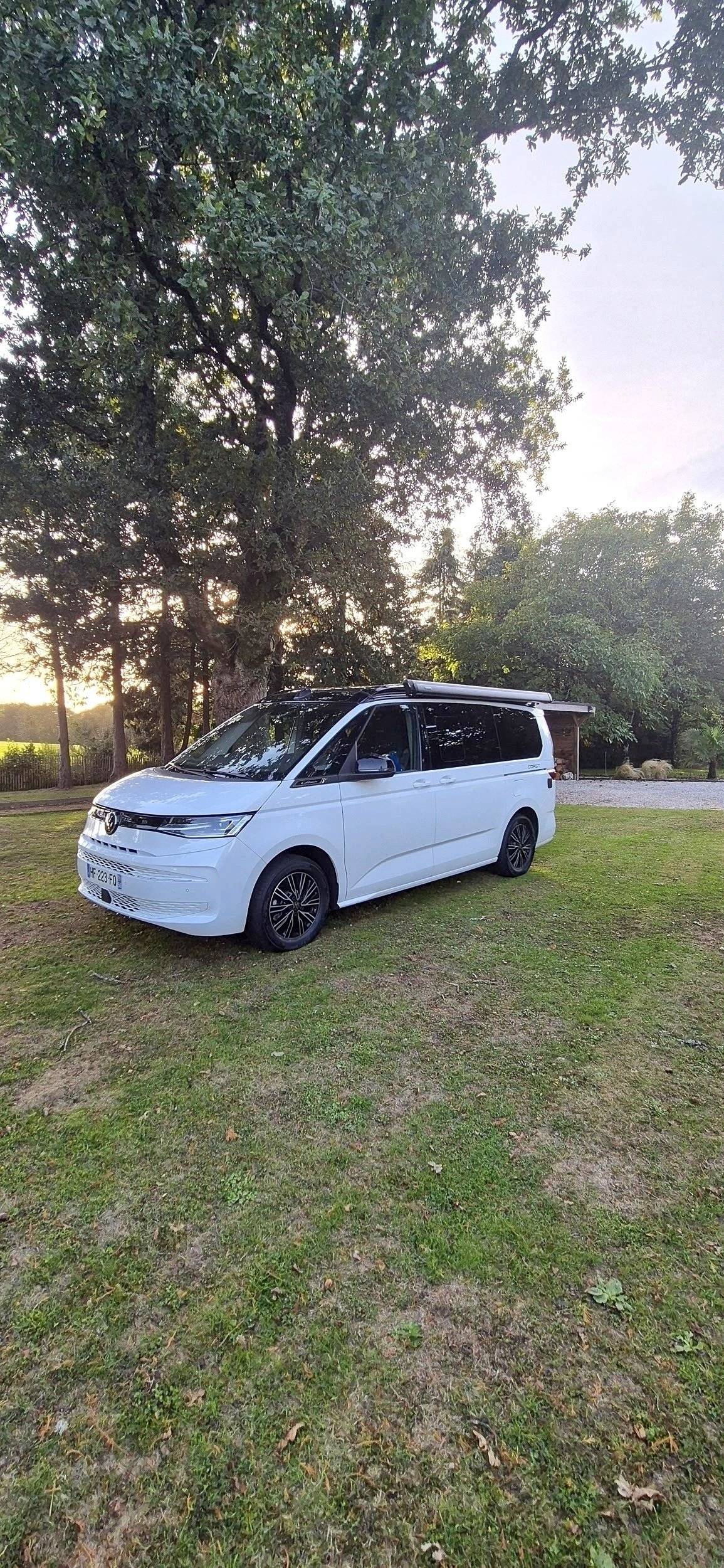 Voorkant 3/4 Volkswagen california - Yescapa