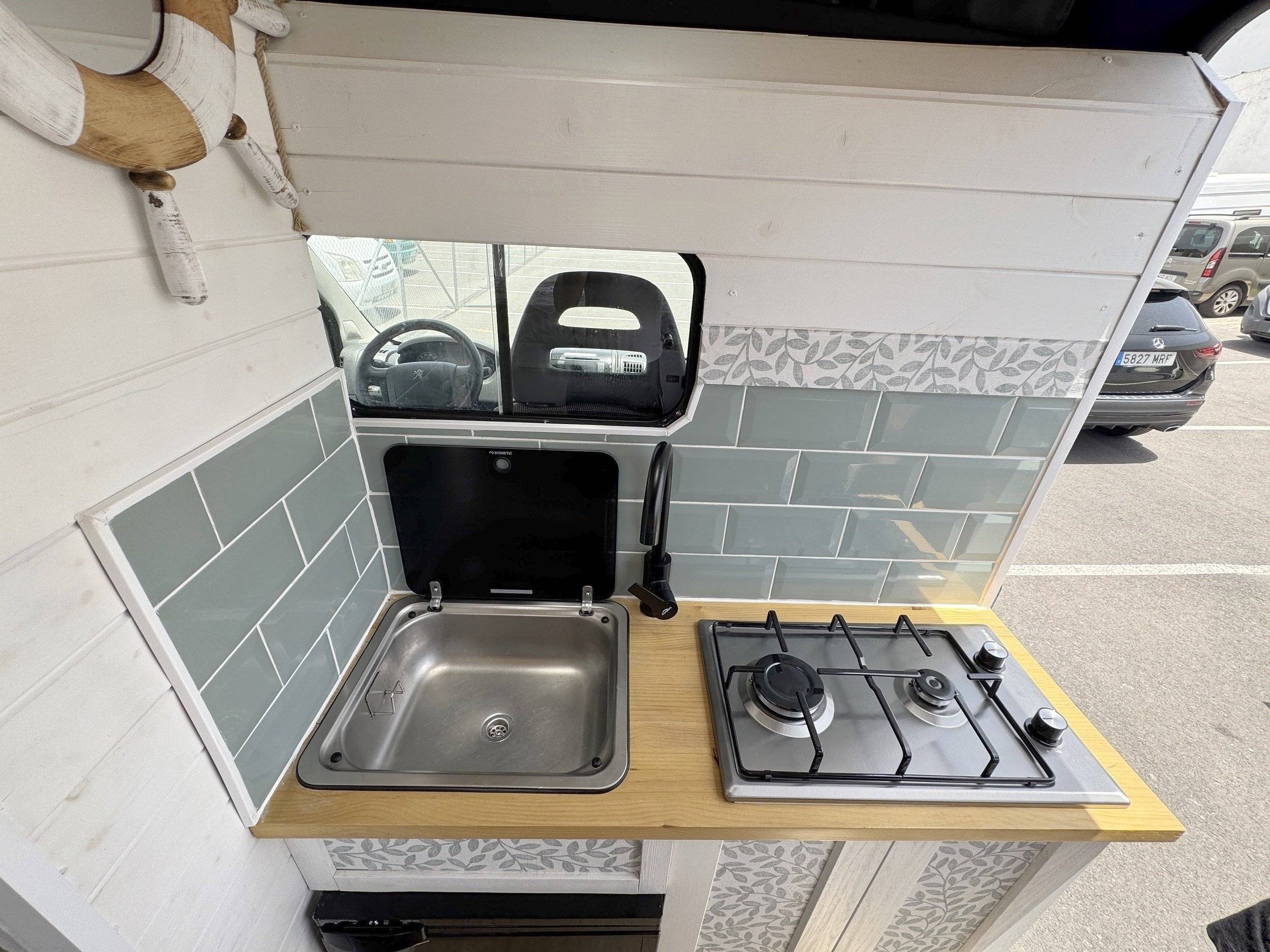 Peugeot Boxer 2,2 l 120 ch.