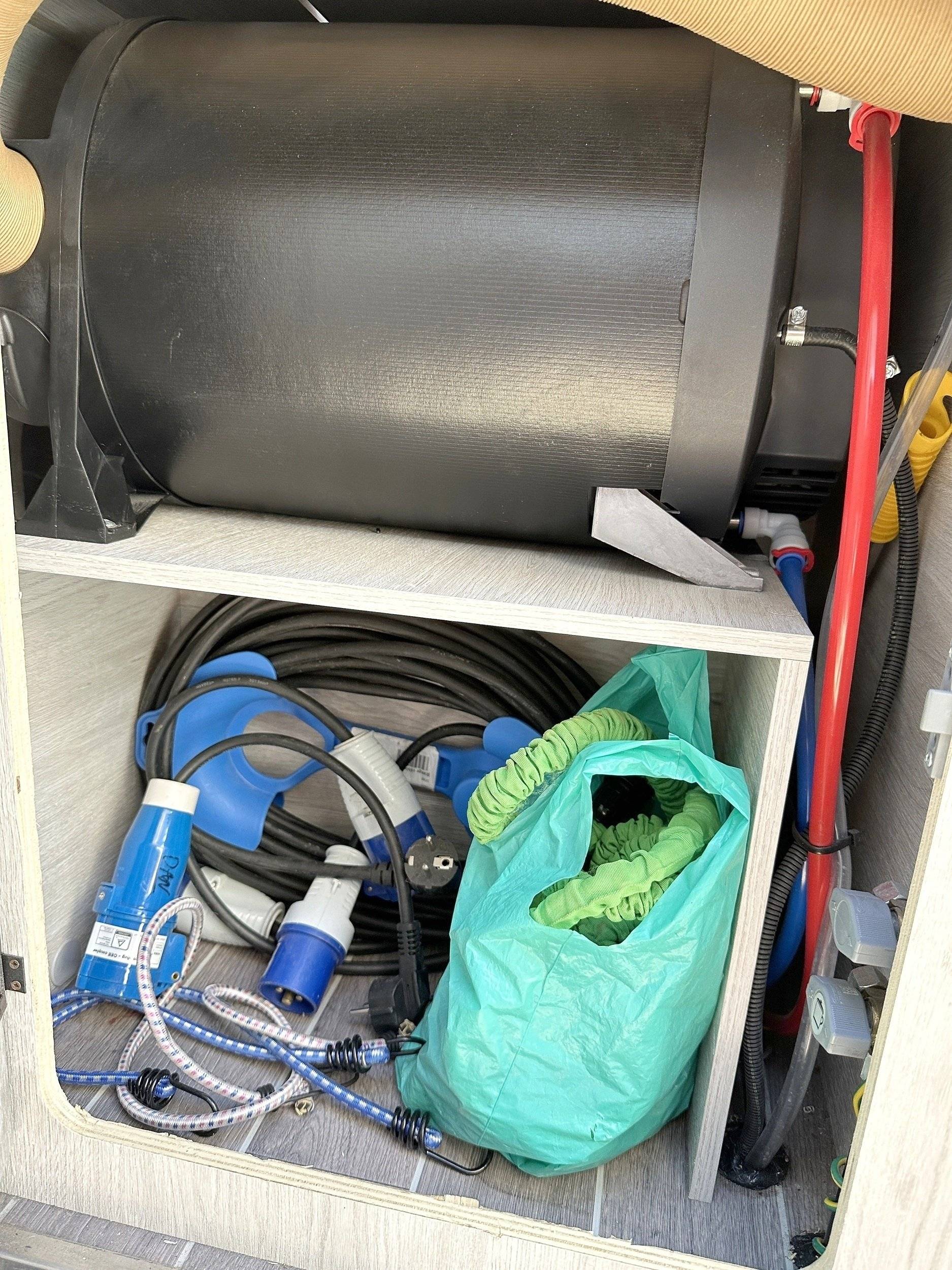 Urbano Livingstone K2