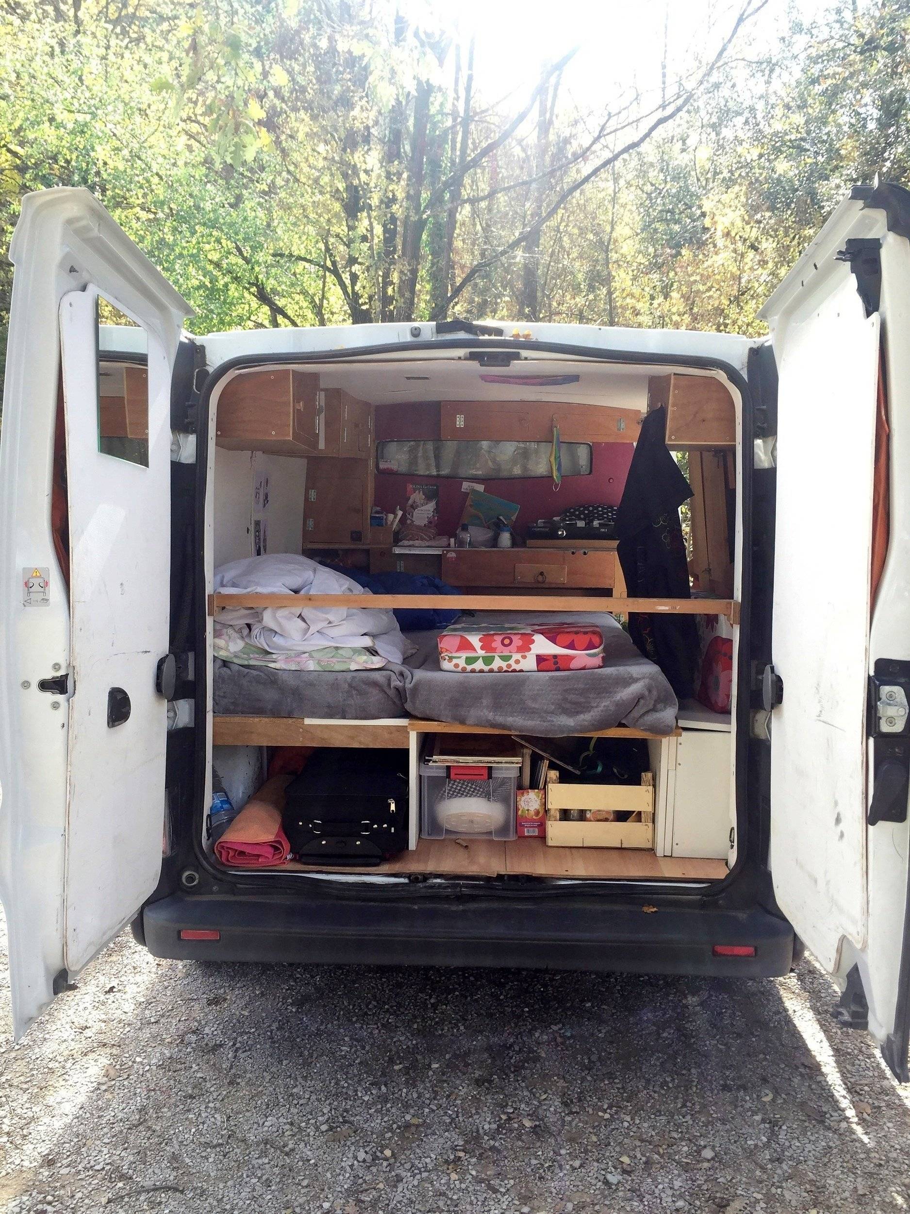 Berth Renault Trafic - Yescapa